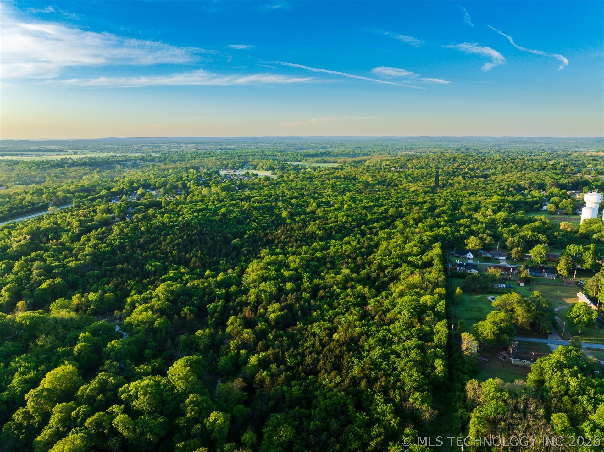 1928 E 9th Street Property Photo 43