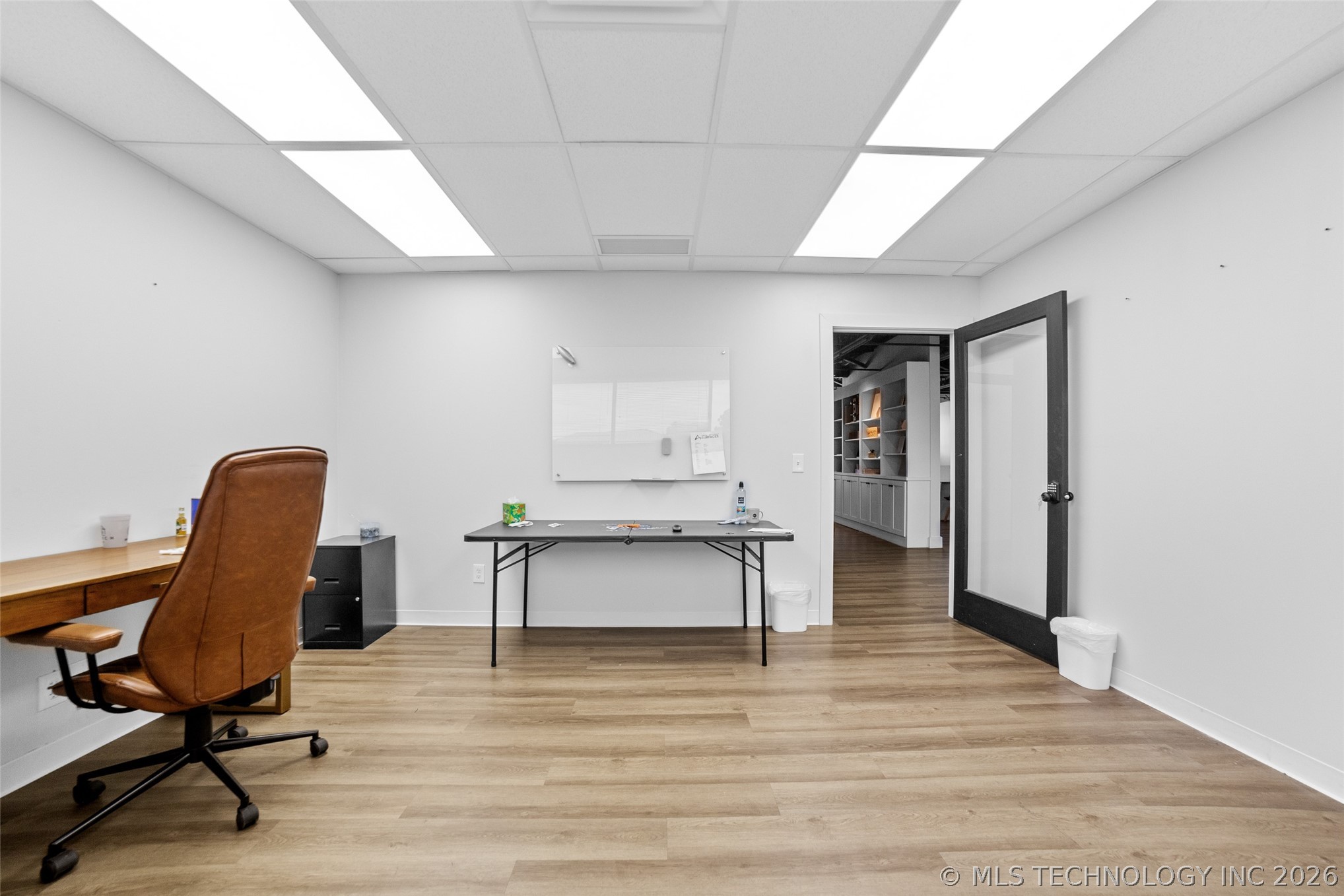 6400 S Lewis Avenue Property Photo 10