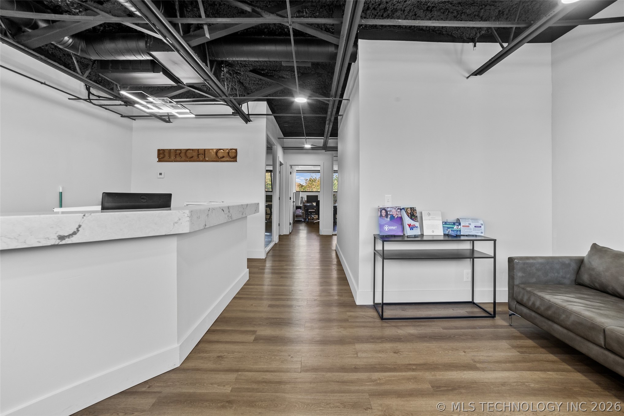 6400 S Lewis Avenue Property Photo 24