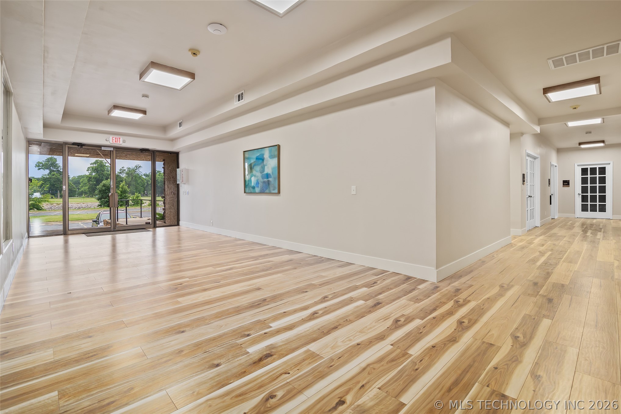 6400 S Lewis Avenue Property Photo 37