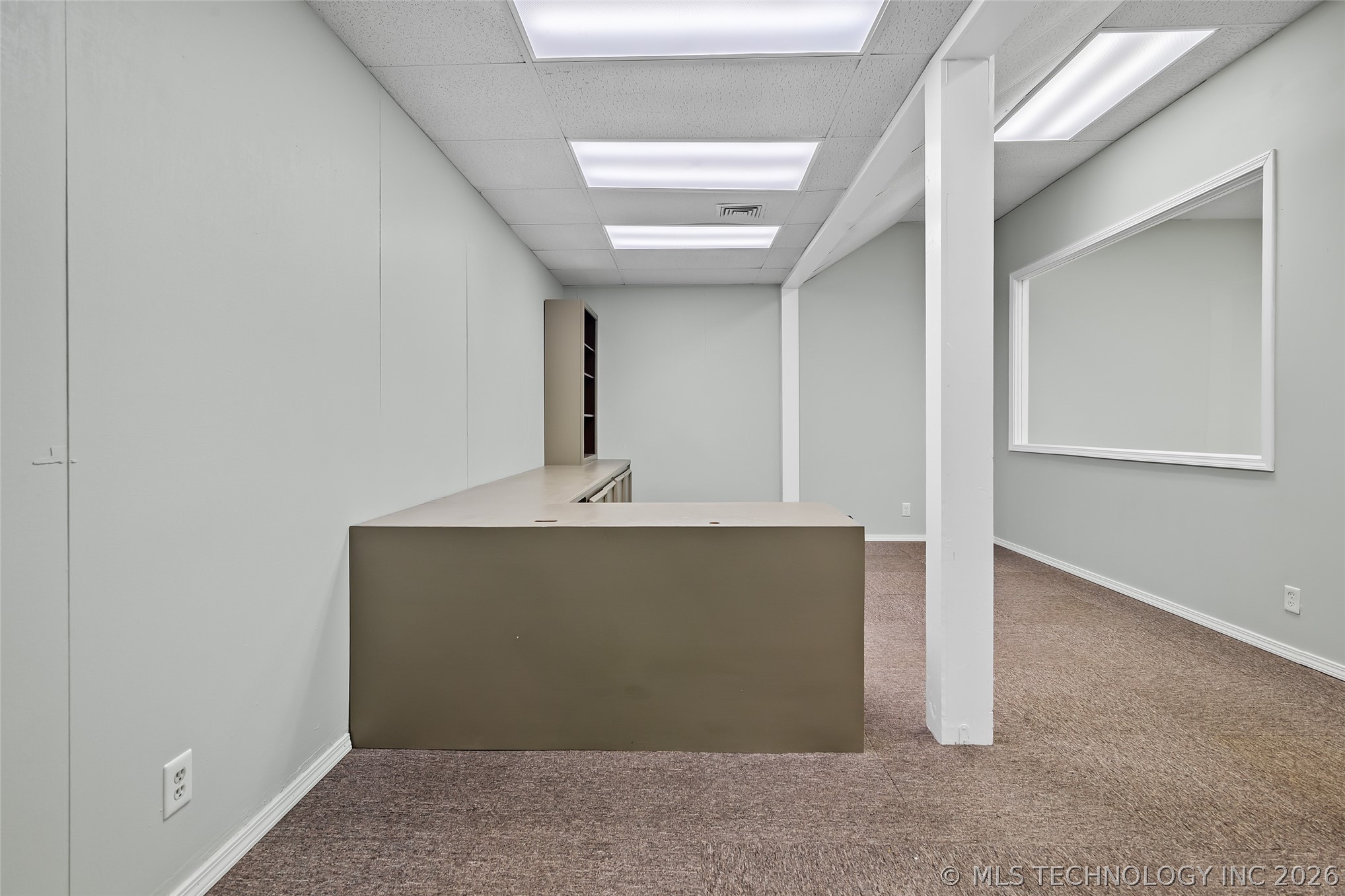 6400 S Lewis Avenue Property Photo 39