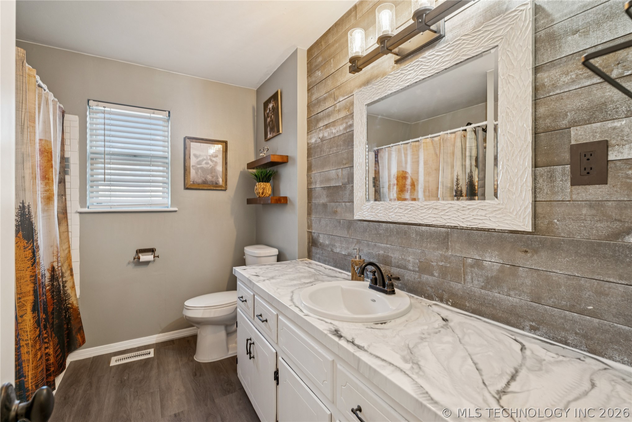 8778 E 170th Street S Property Photo 18