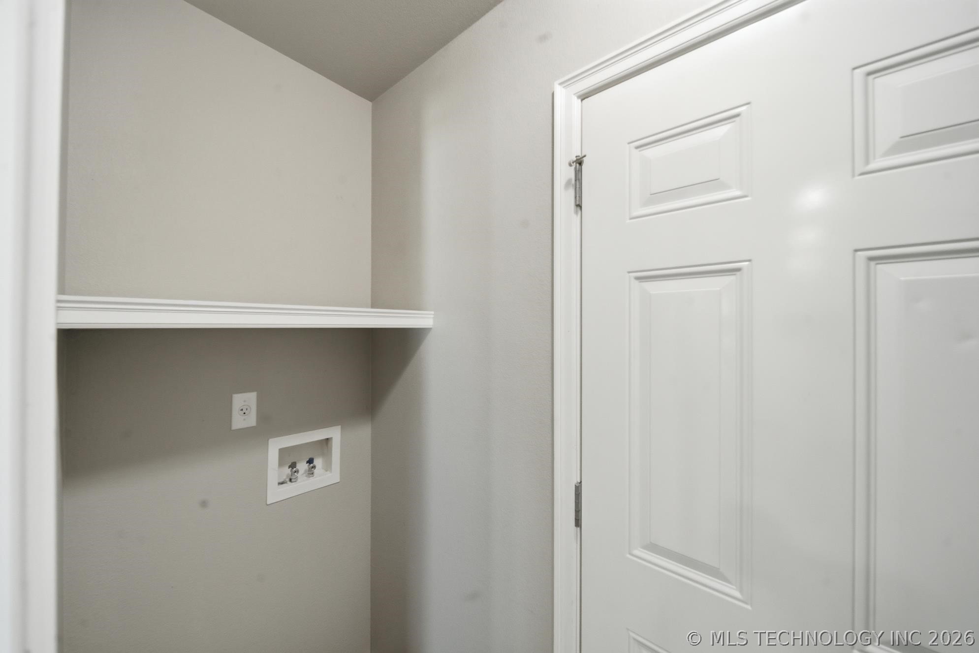 10710 N 146th East Avenue Property Photo 19