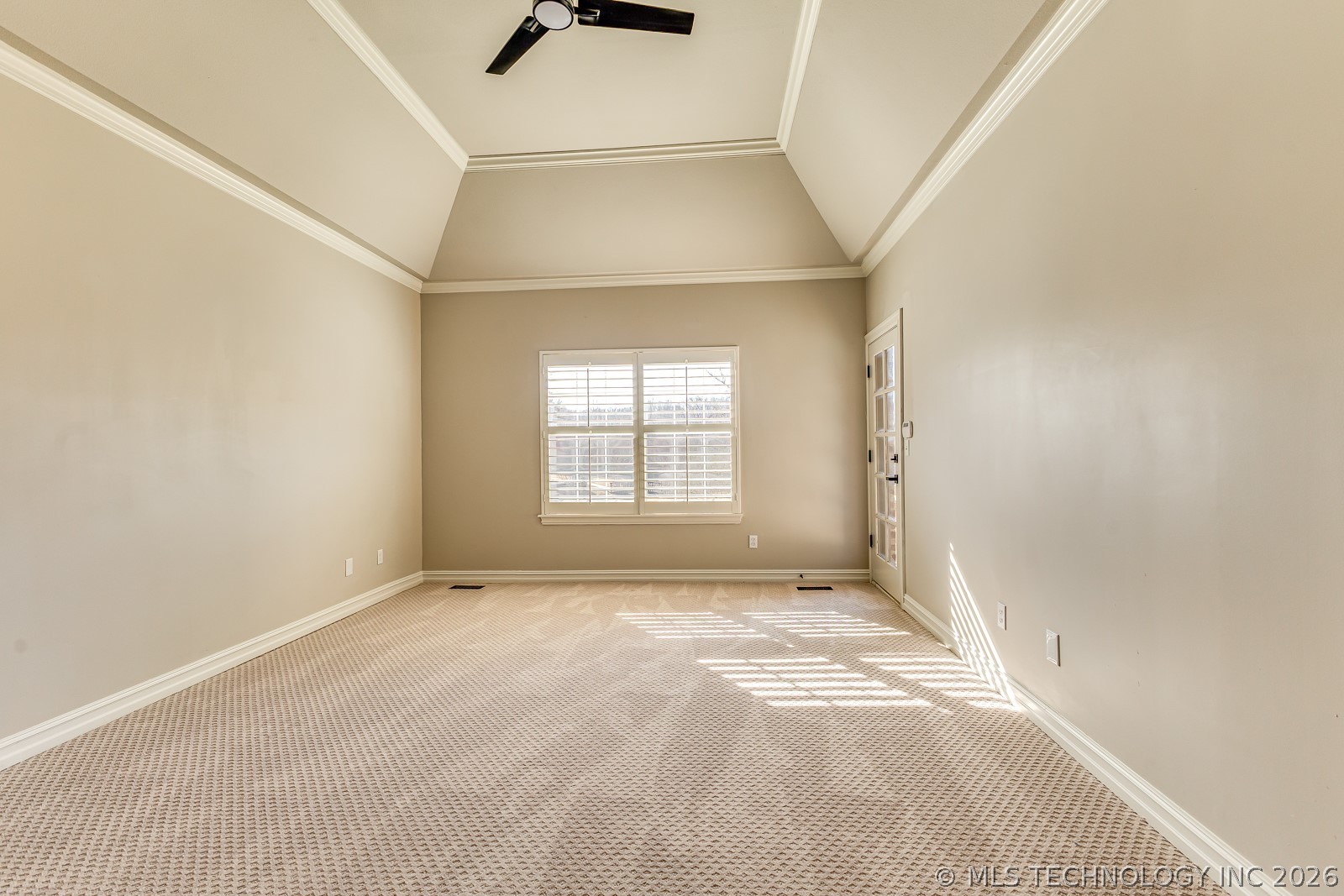 4608 E 94th Street Property Photo 23