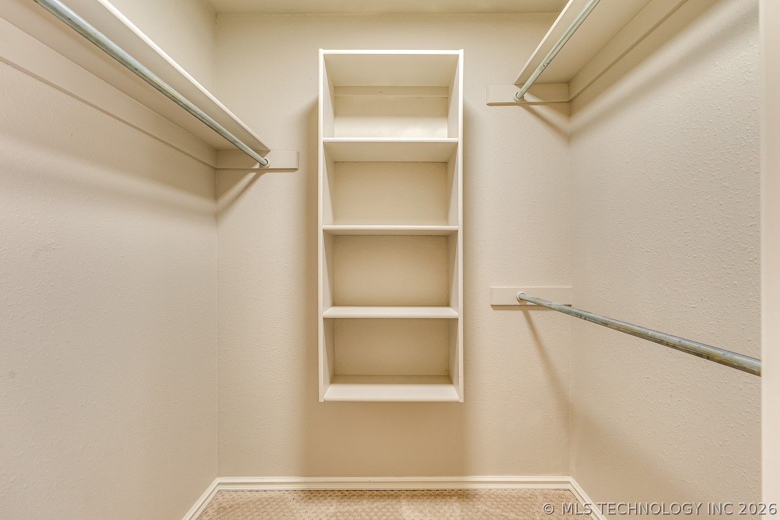 4608 E 94th Street Property Photo 33