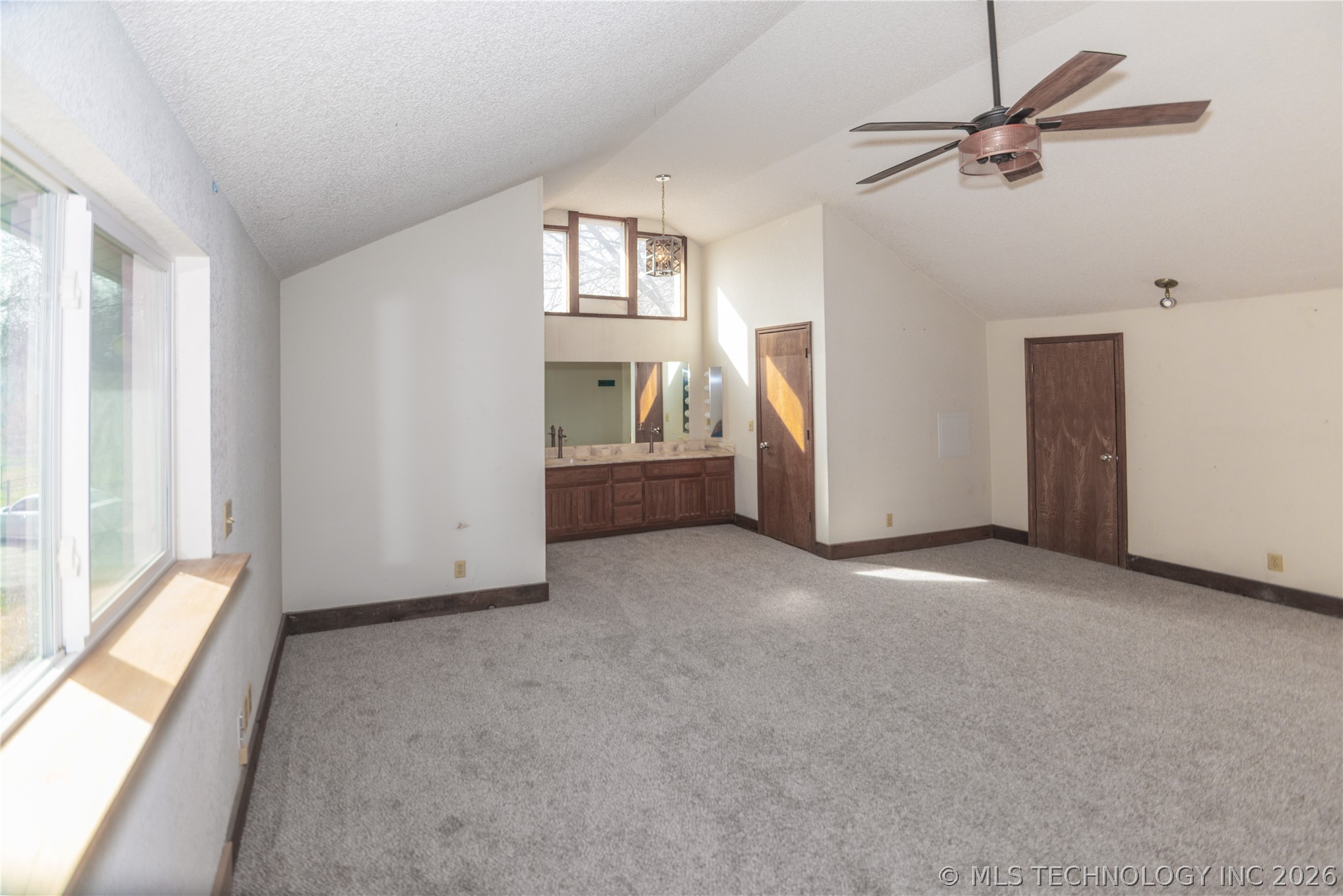 6137 S 219th East Avenue Property Photo 27