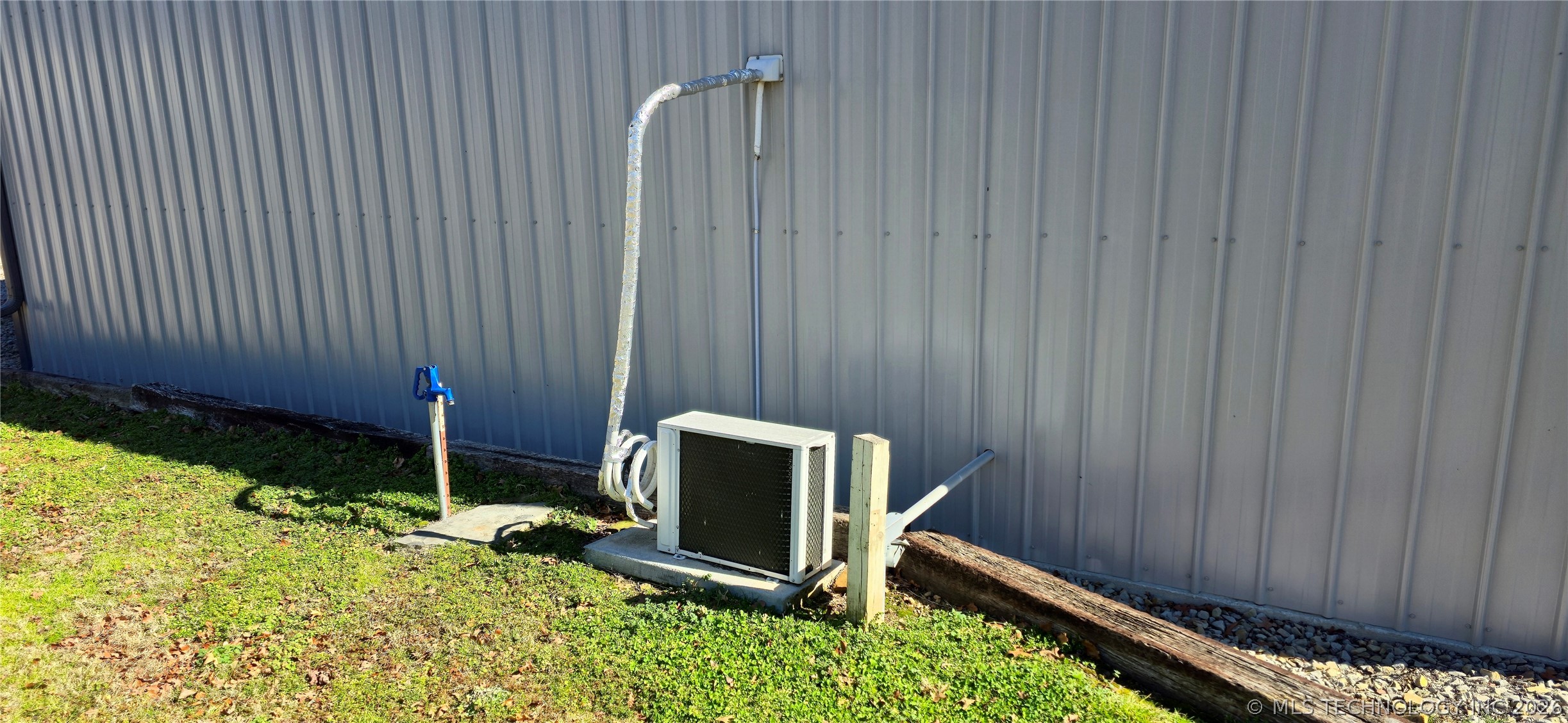 114305 S 4209 Property Photo 13