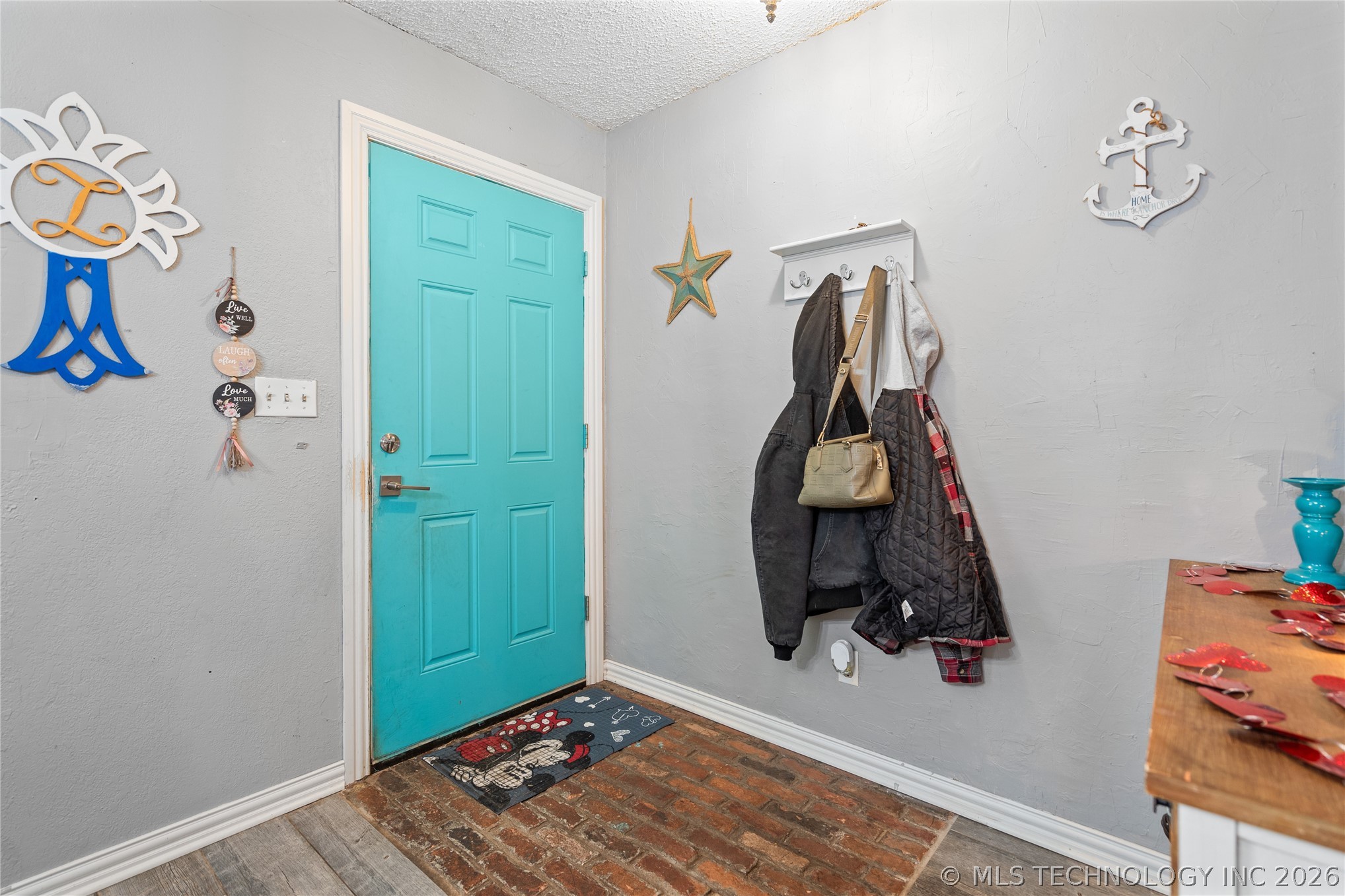 518 Frisco Lane Property Photo 2