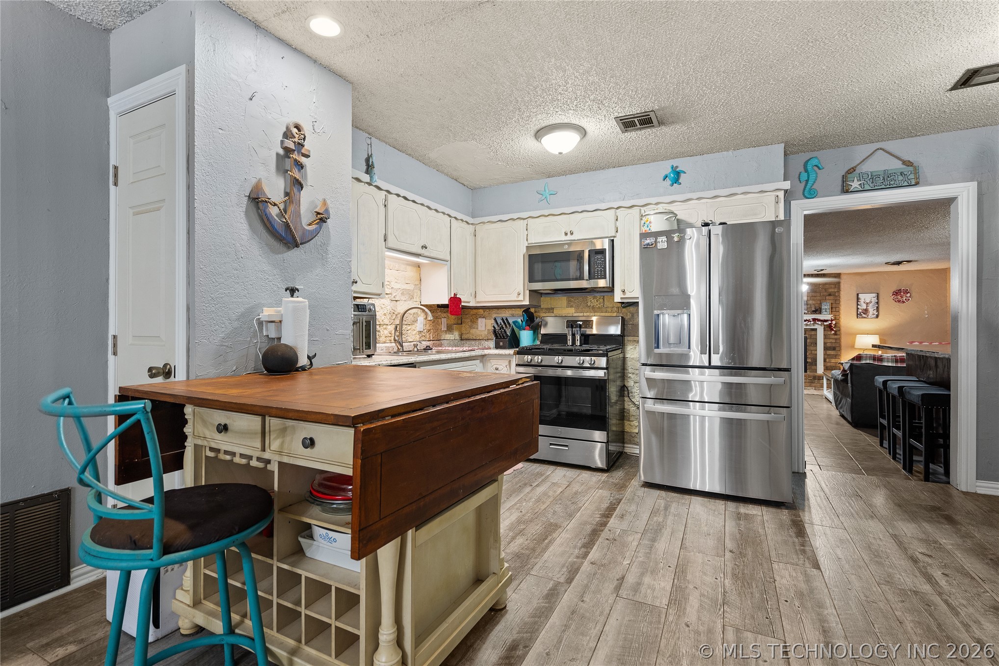 518 Frisco Lane Property Photo 5