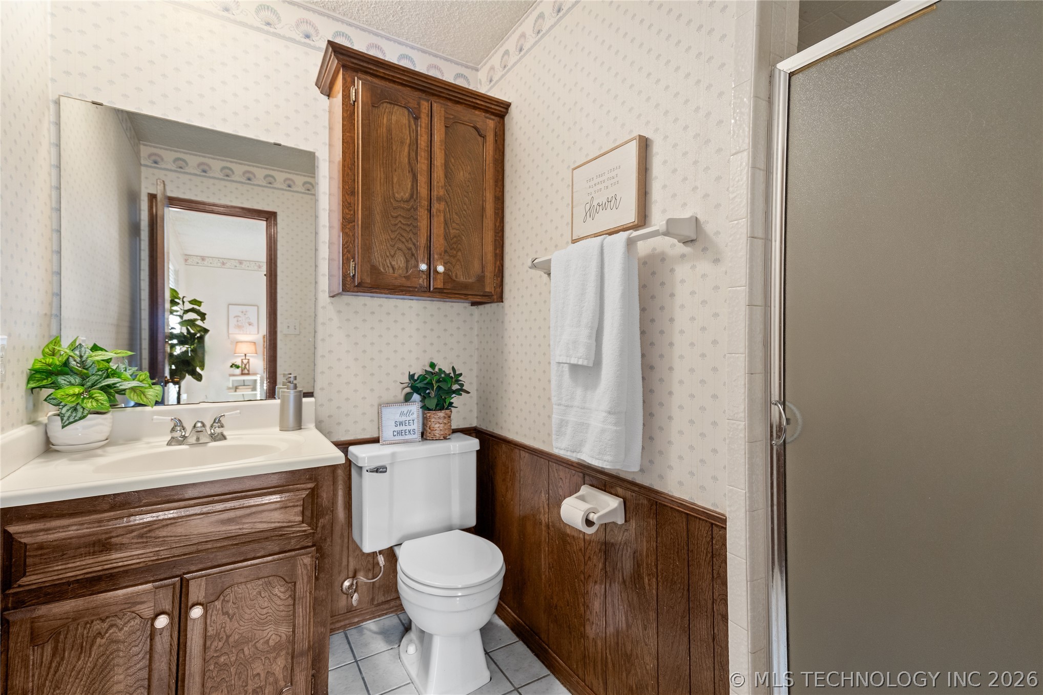 3133 Woodside Property Photo 17