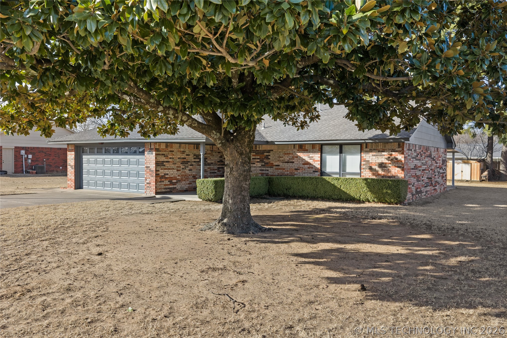 3133 Woodside Property Photo 27