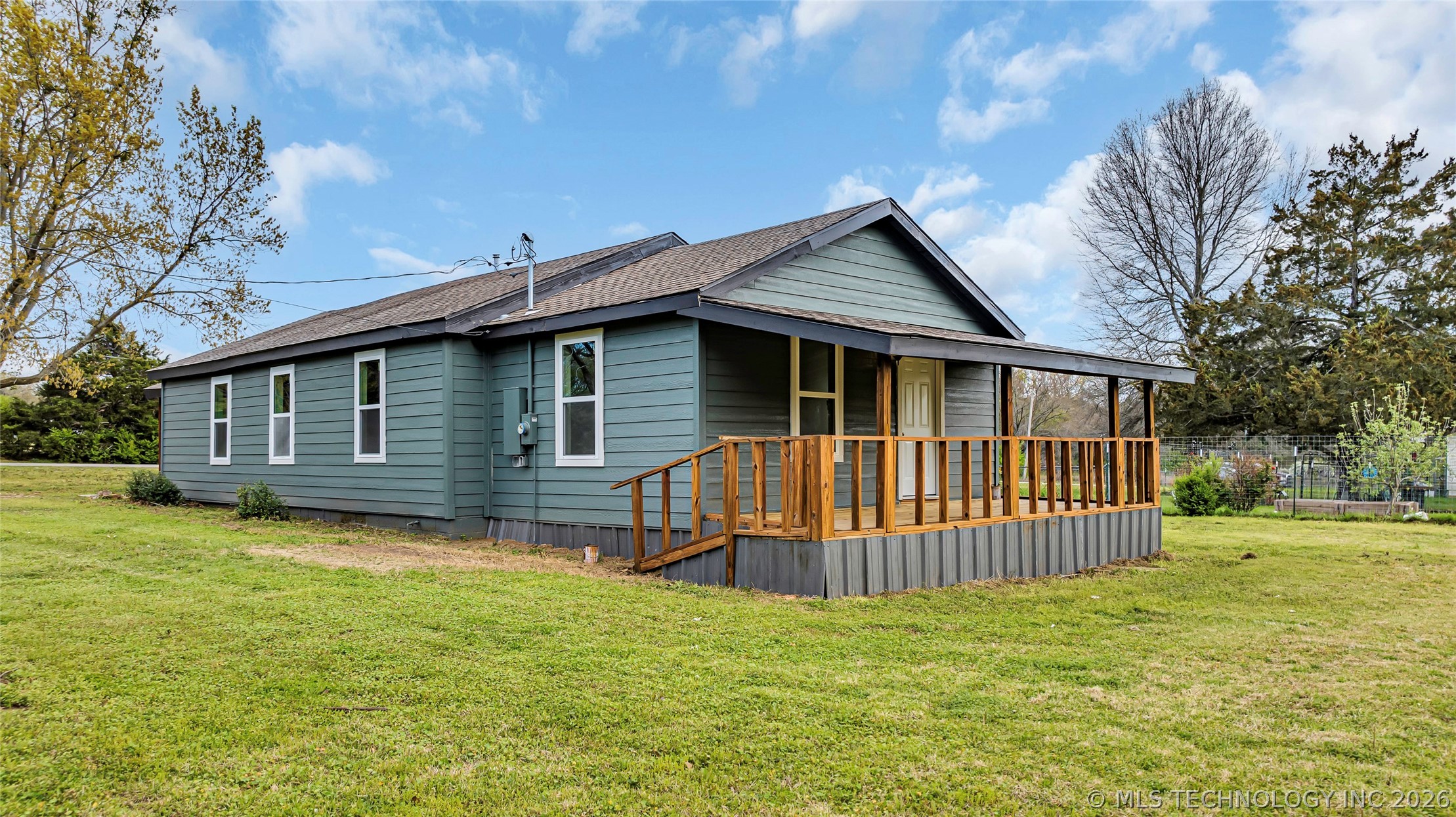 2615 N Rancho Lane Property Photo 6