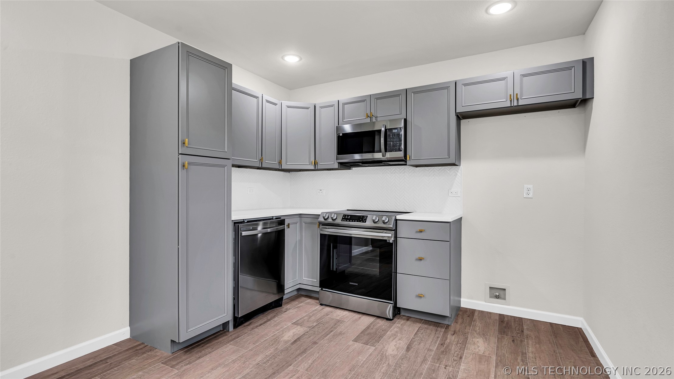 2615 N Rancho Lane Property Photo 9