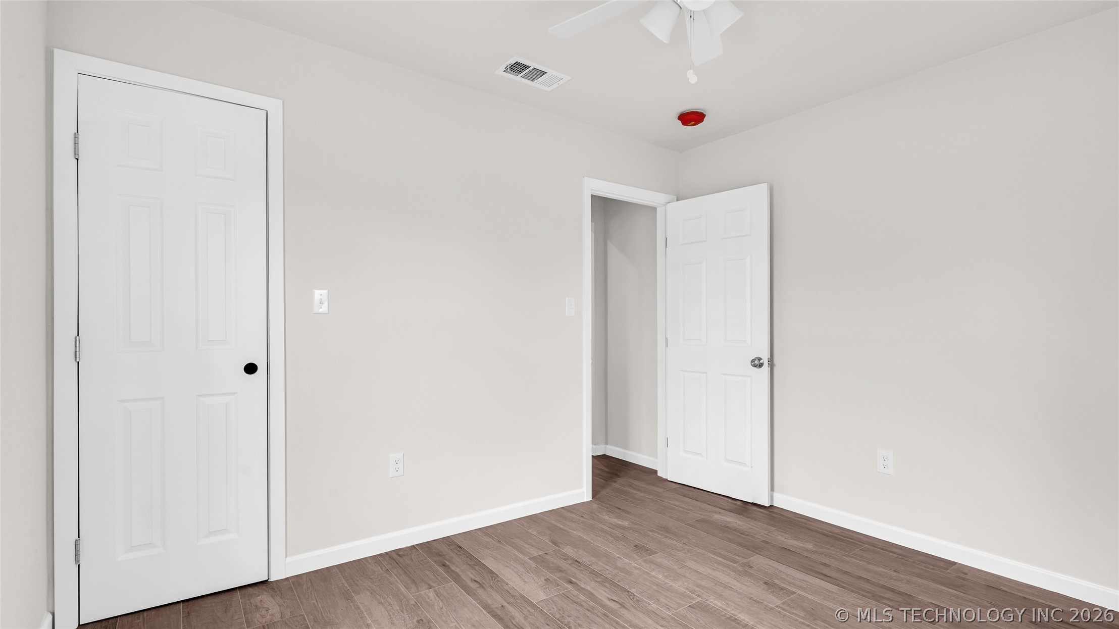 2615 N Rancho Lane Property Photo 18