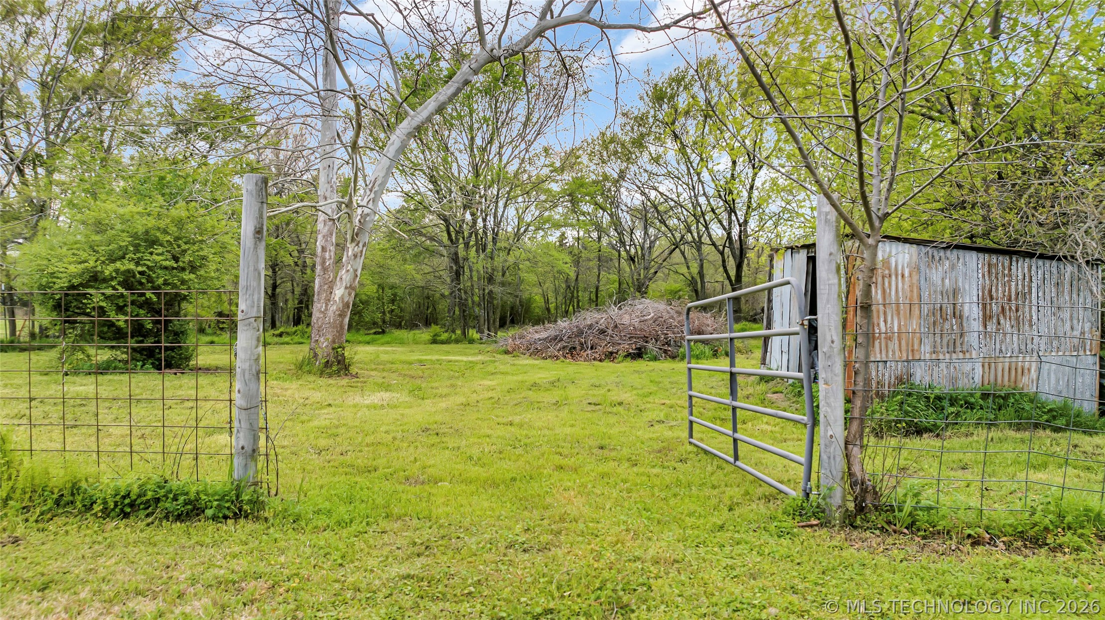 2615 N Rancho Lane Property Photo 25