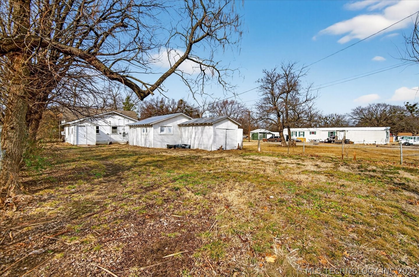 116 Nw Cass Property Photo 18