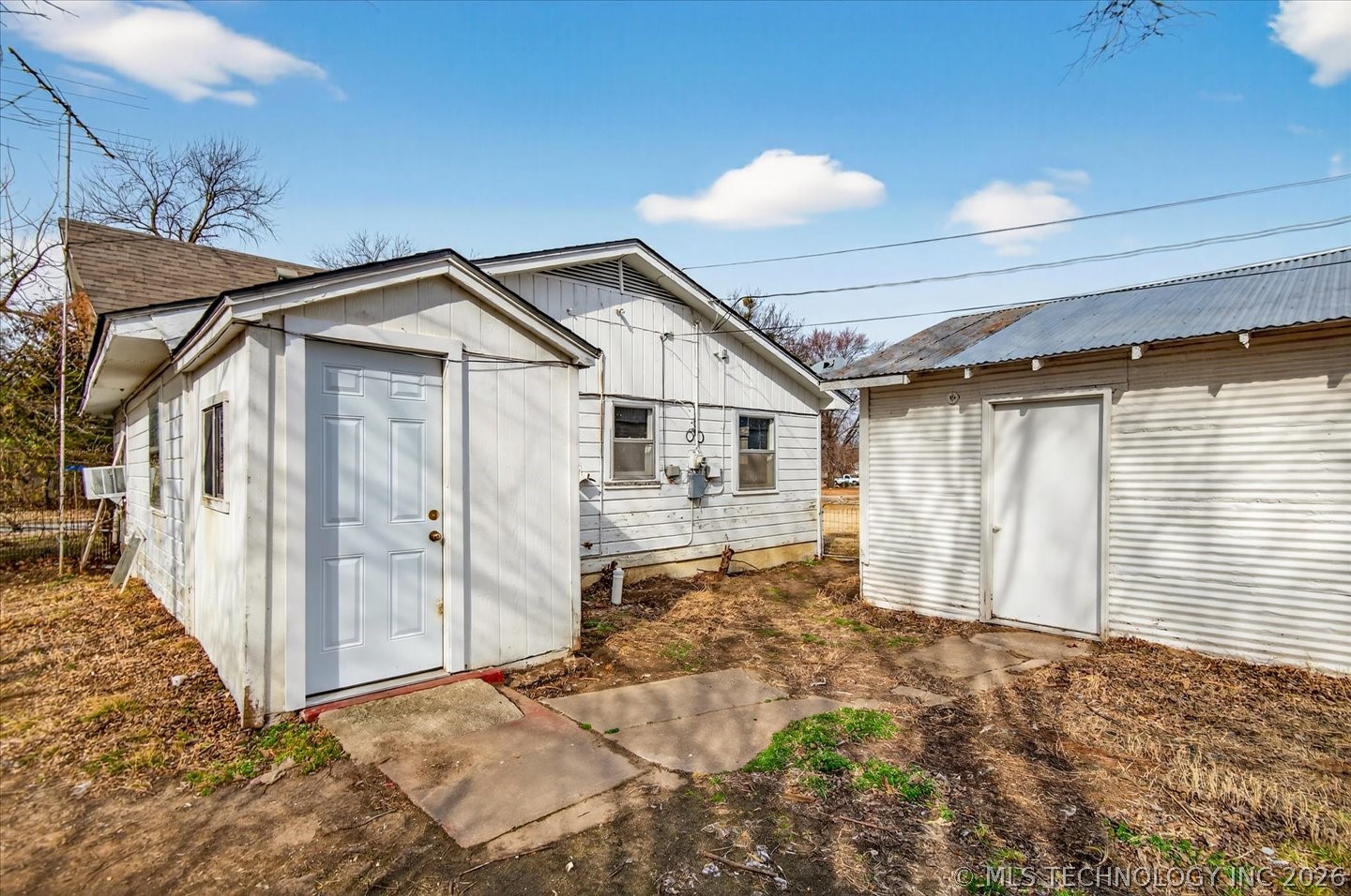 116 Nw Cass Property Photo 19