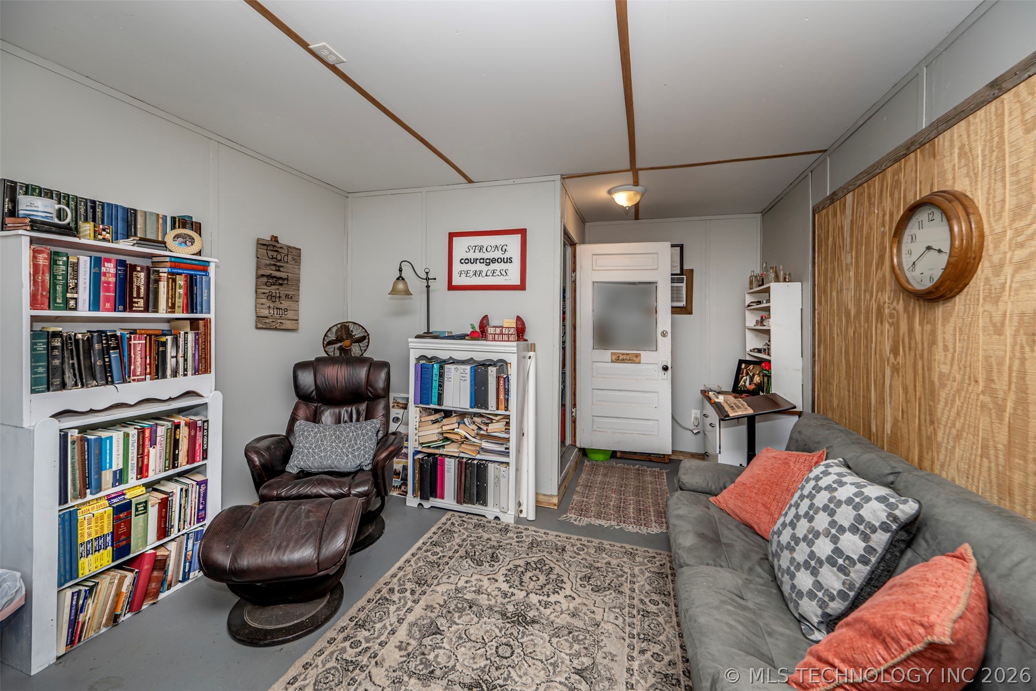 20513 County Road 1475 Property Photo 36