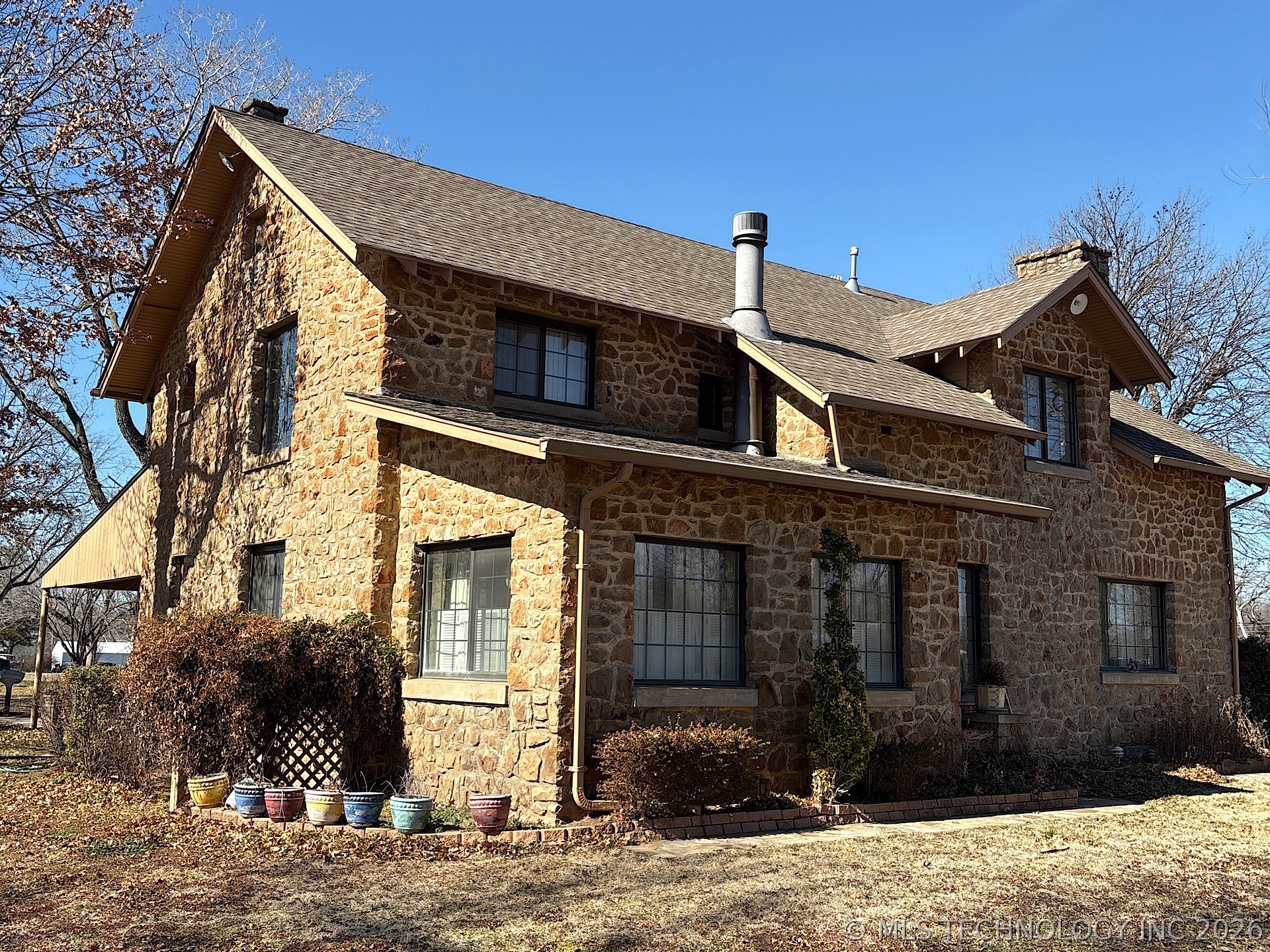 1007 S Wilson Avenue Property Photo 11