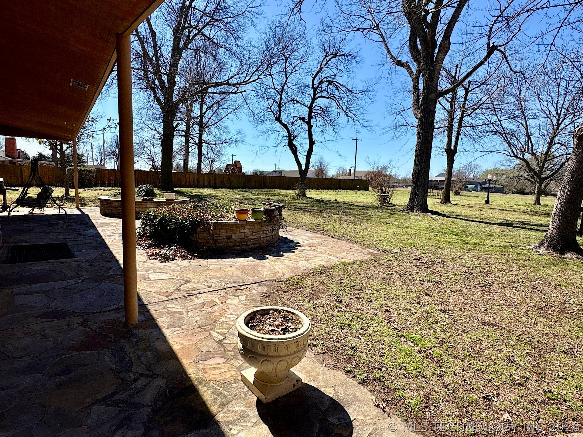 1007 S Wilson Avenue Property Photo 17