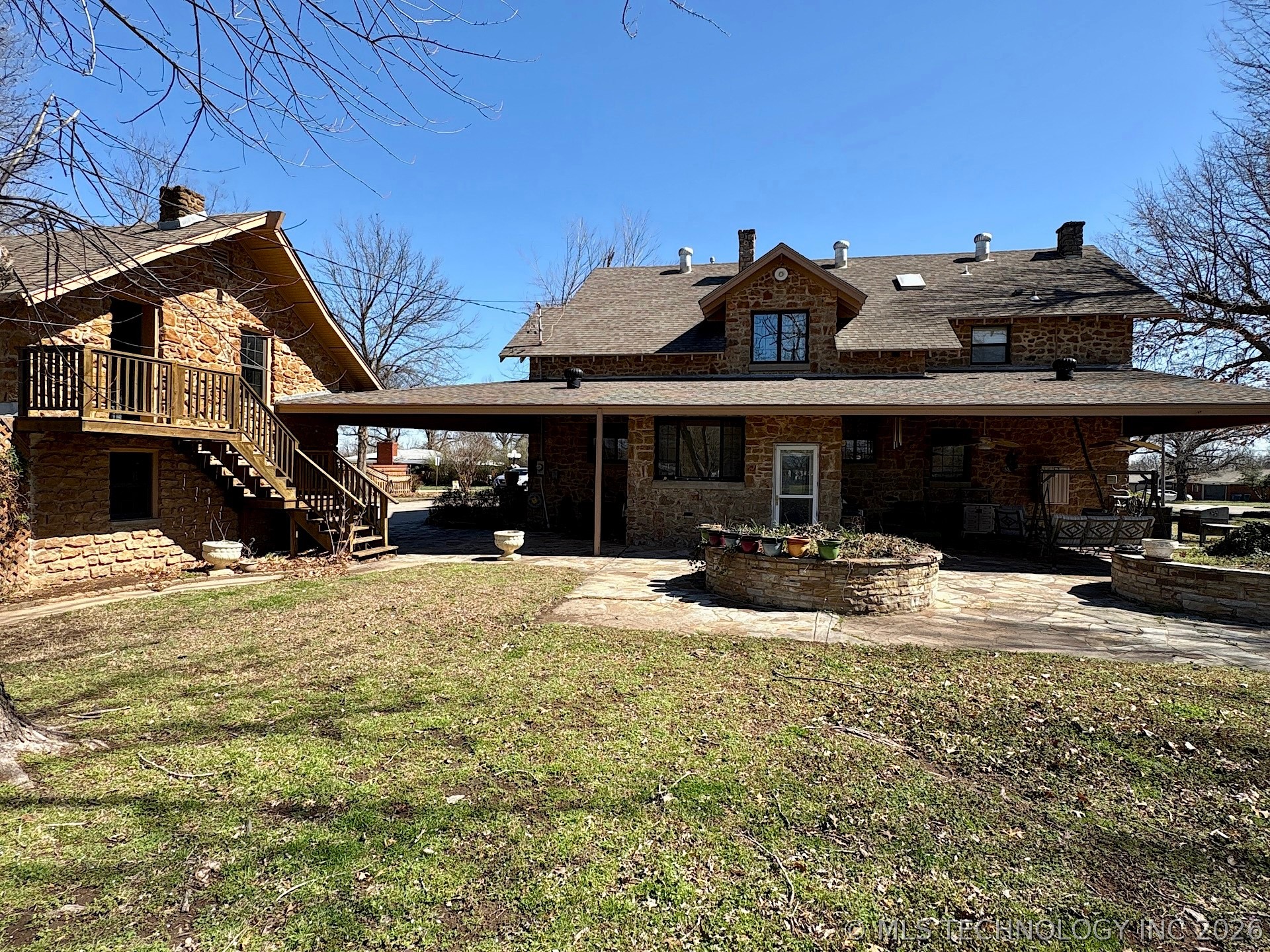 1007 S Wilson Avenue Property Photo 19