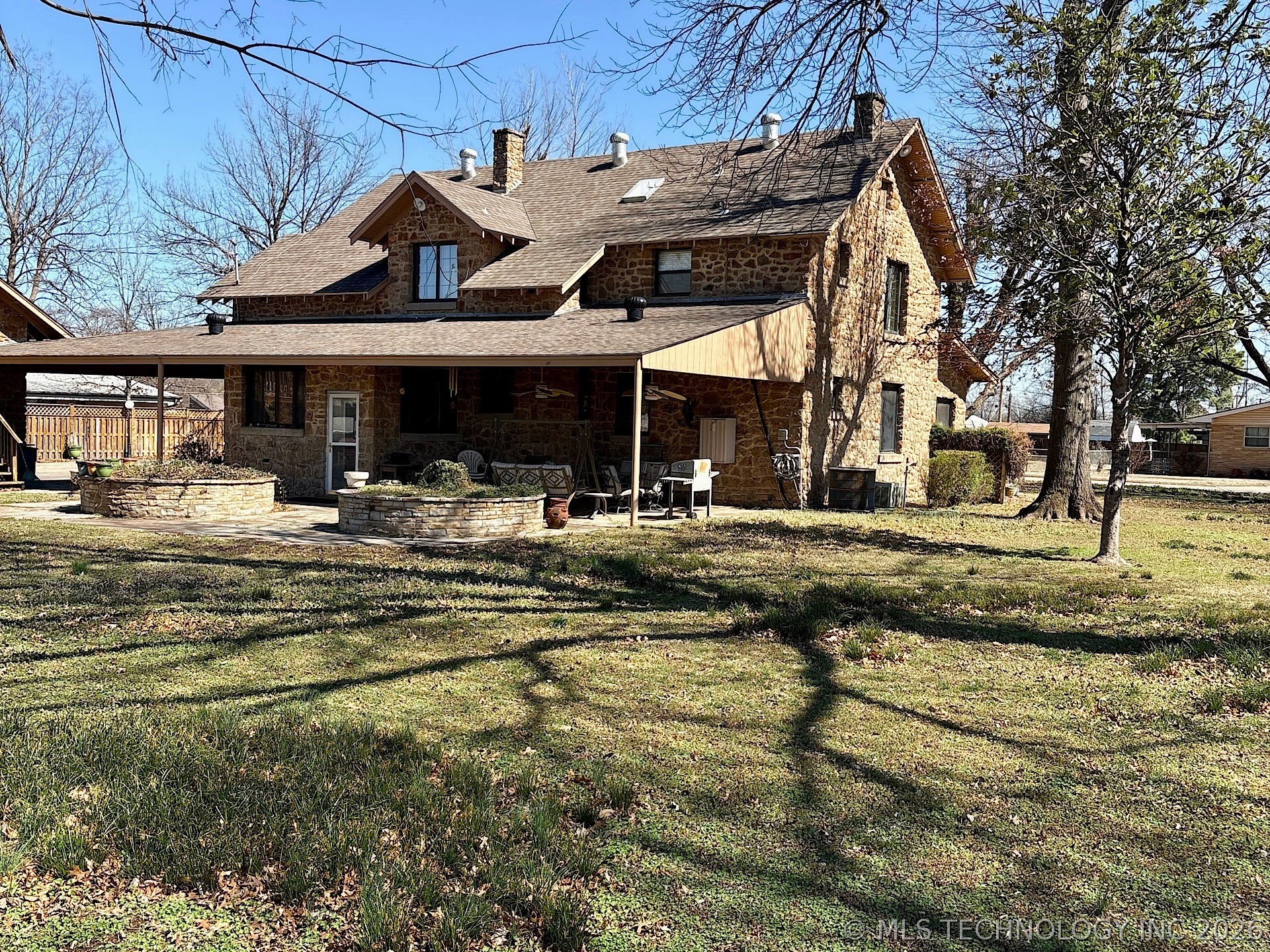 1007 S Wilson Avenue Property Photo 22