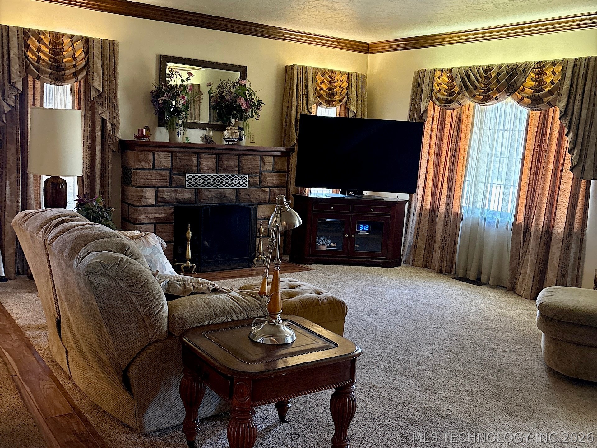 1007 S Wilson Avenue Property Photo 26