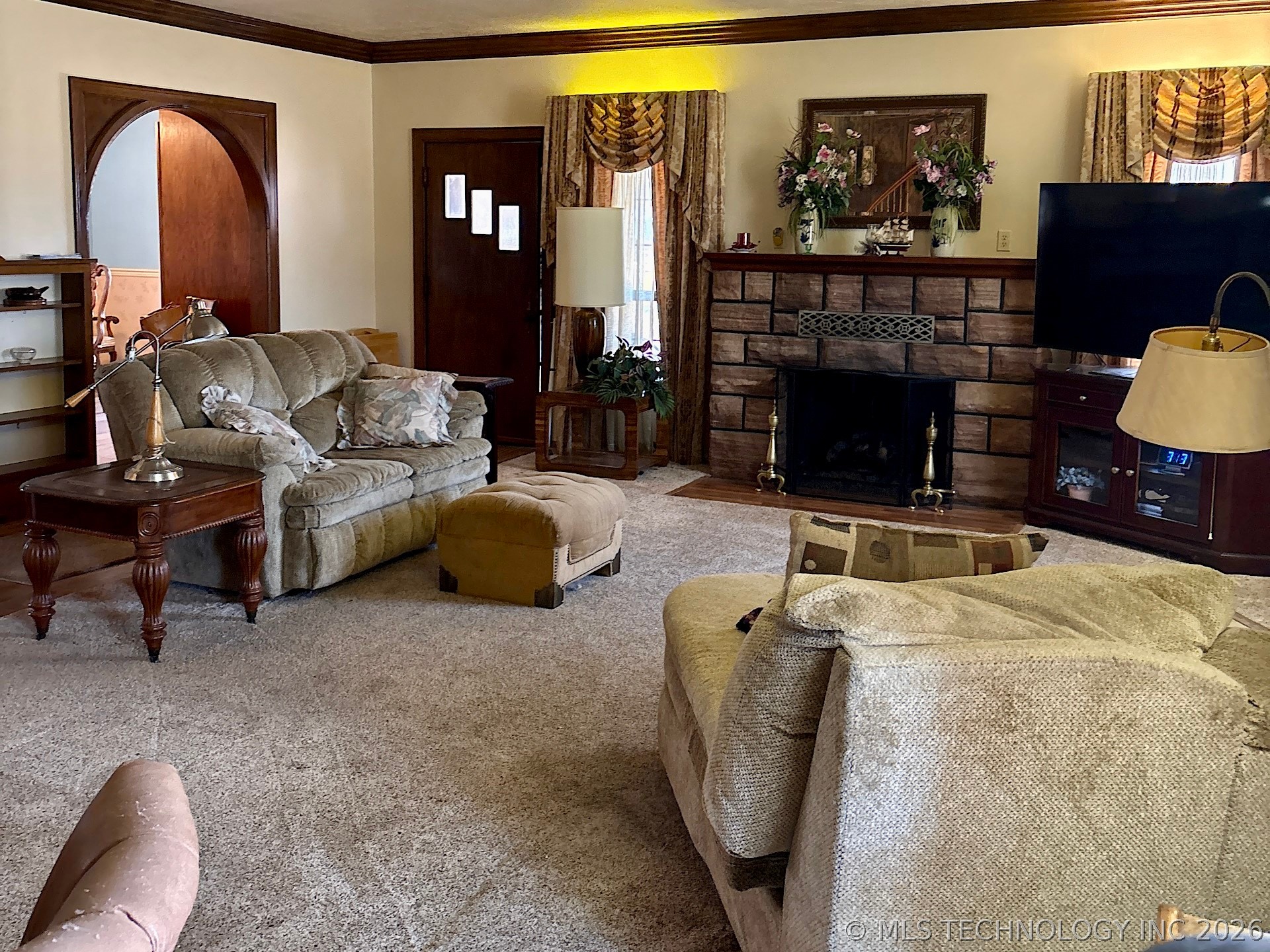 1007 S Wilson Avenue Property Photo 28