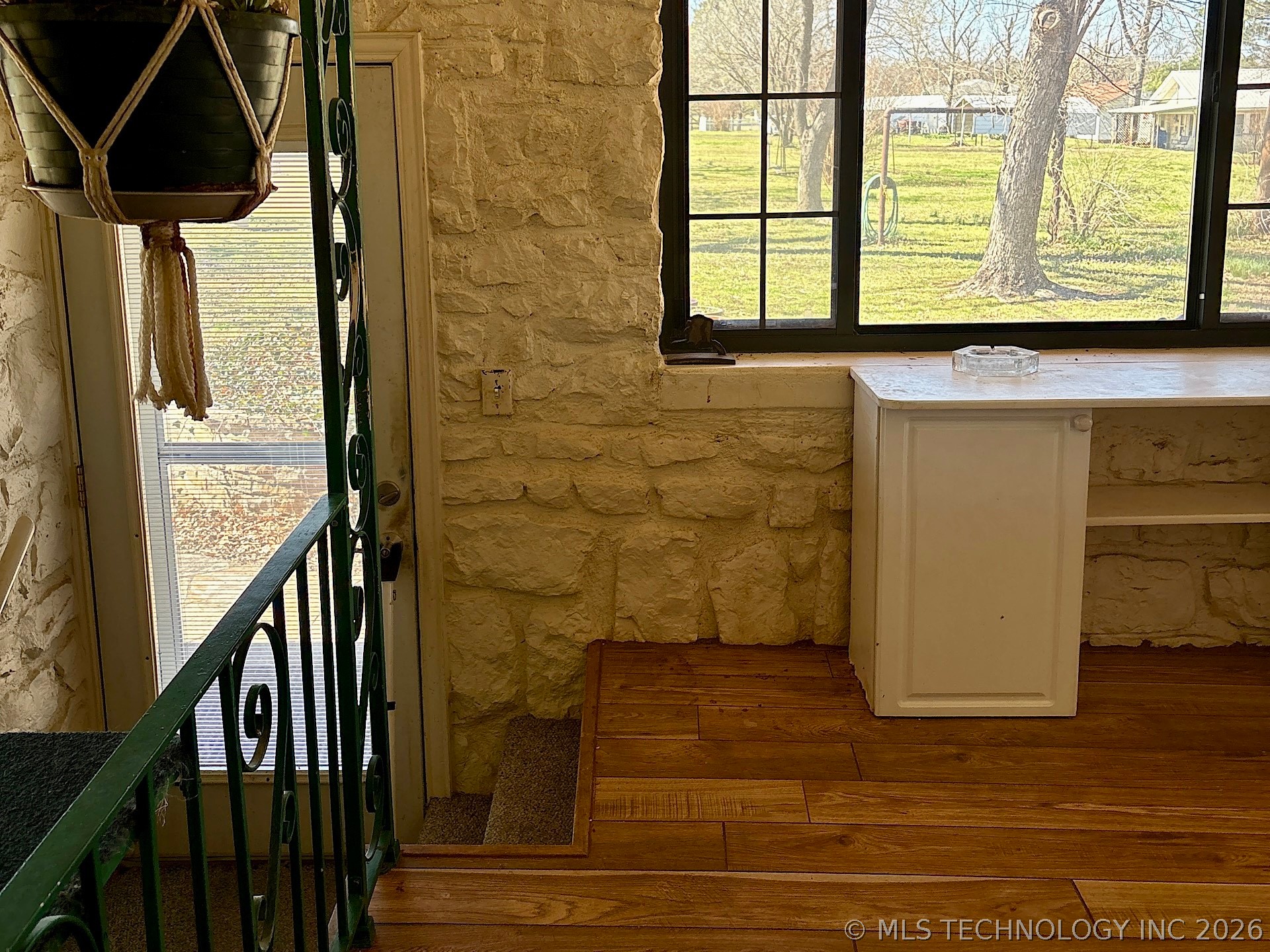1007 S Wilson Avenue Property Photo 49
