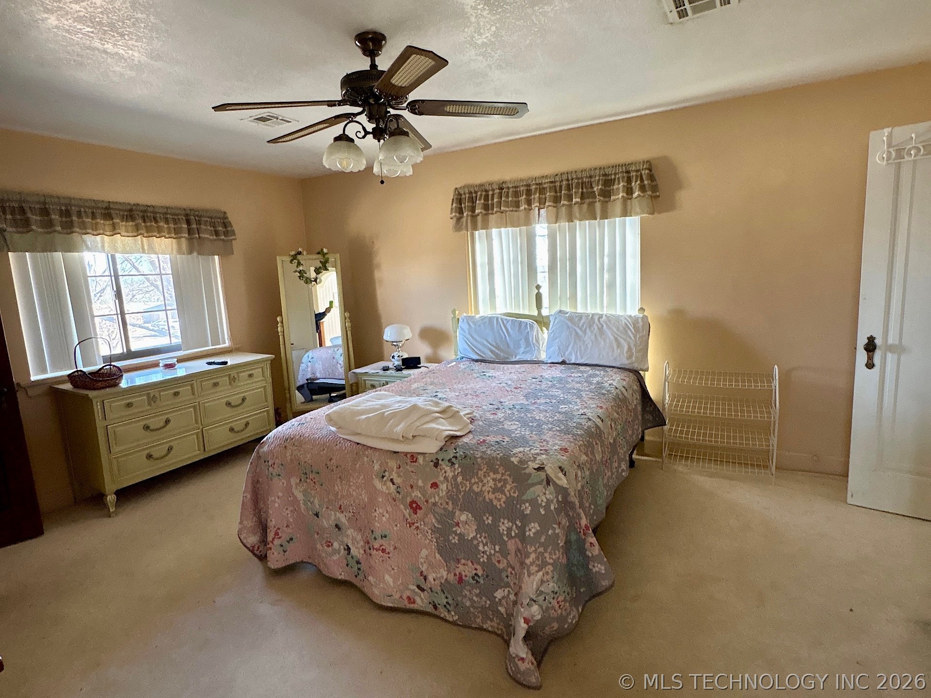1007 S Wilson Avenue Property Photo 59