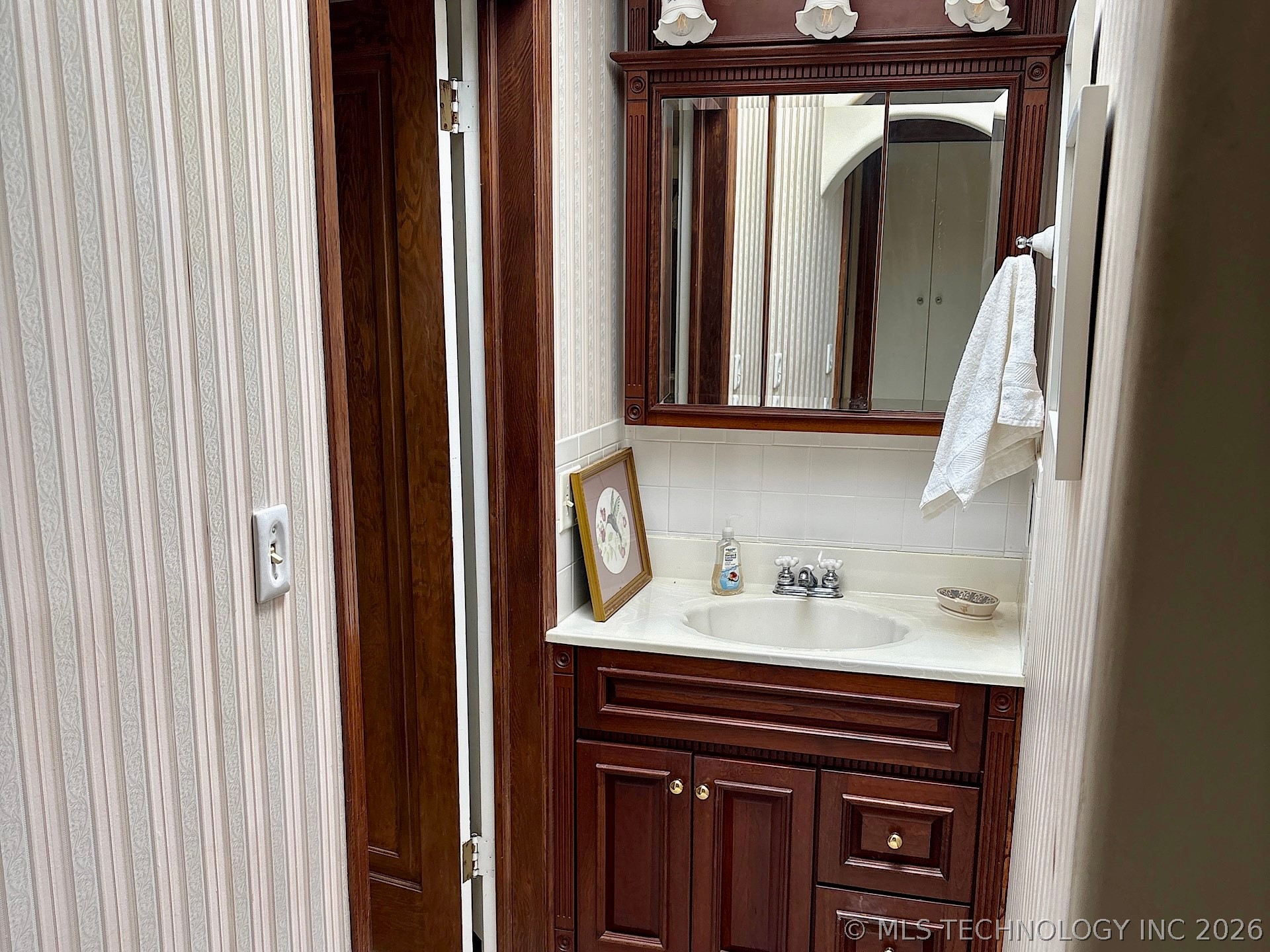 1007 S Wilson Avenue Property Photo 61