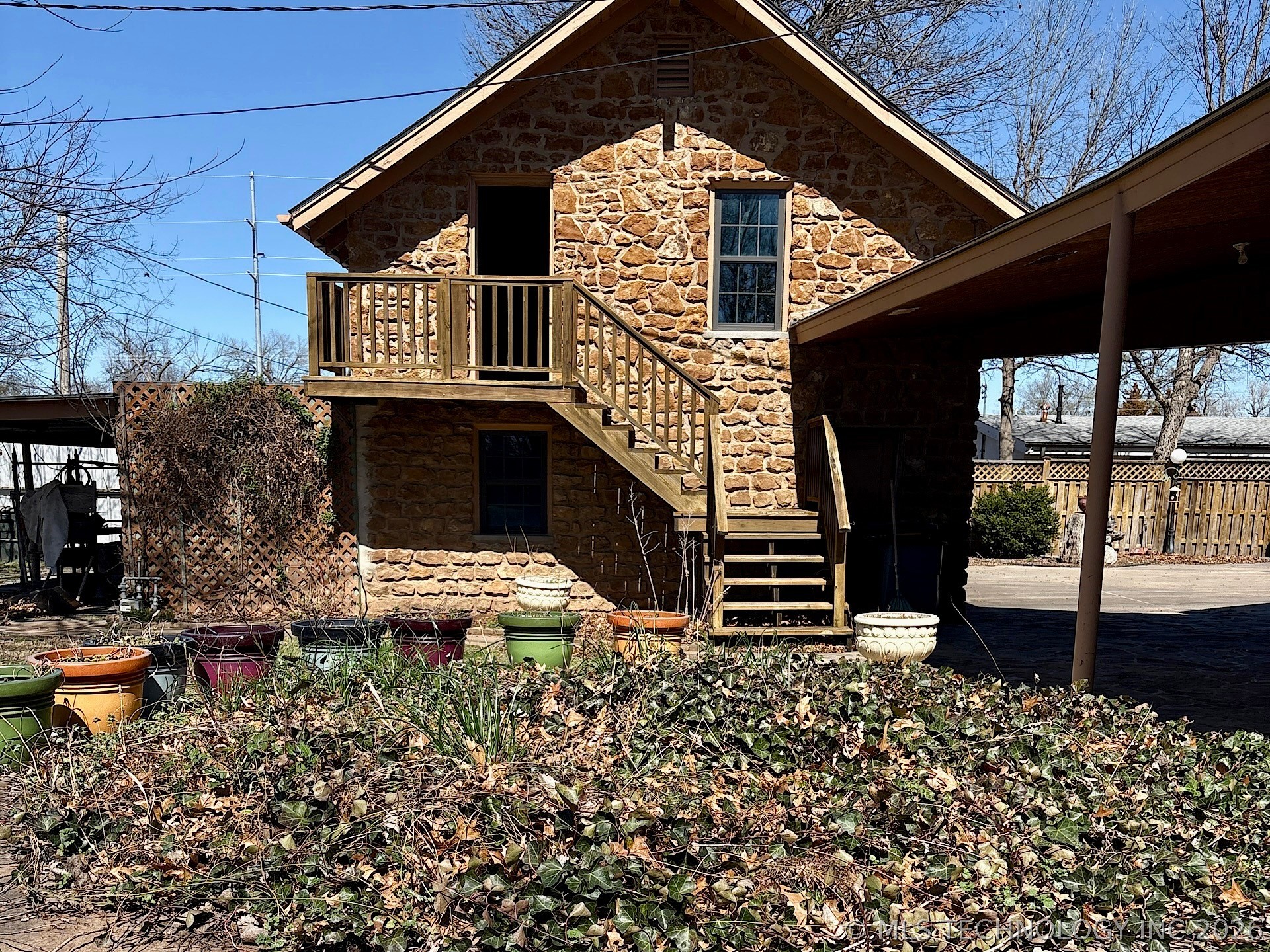 1007 S Wilson Avenue Property Photo 76