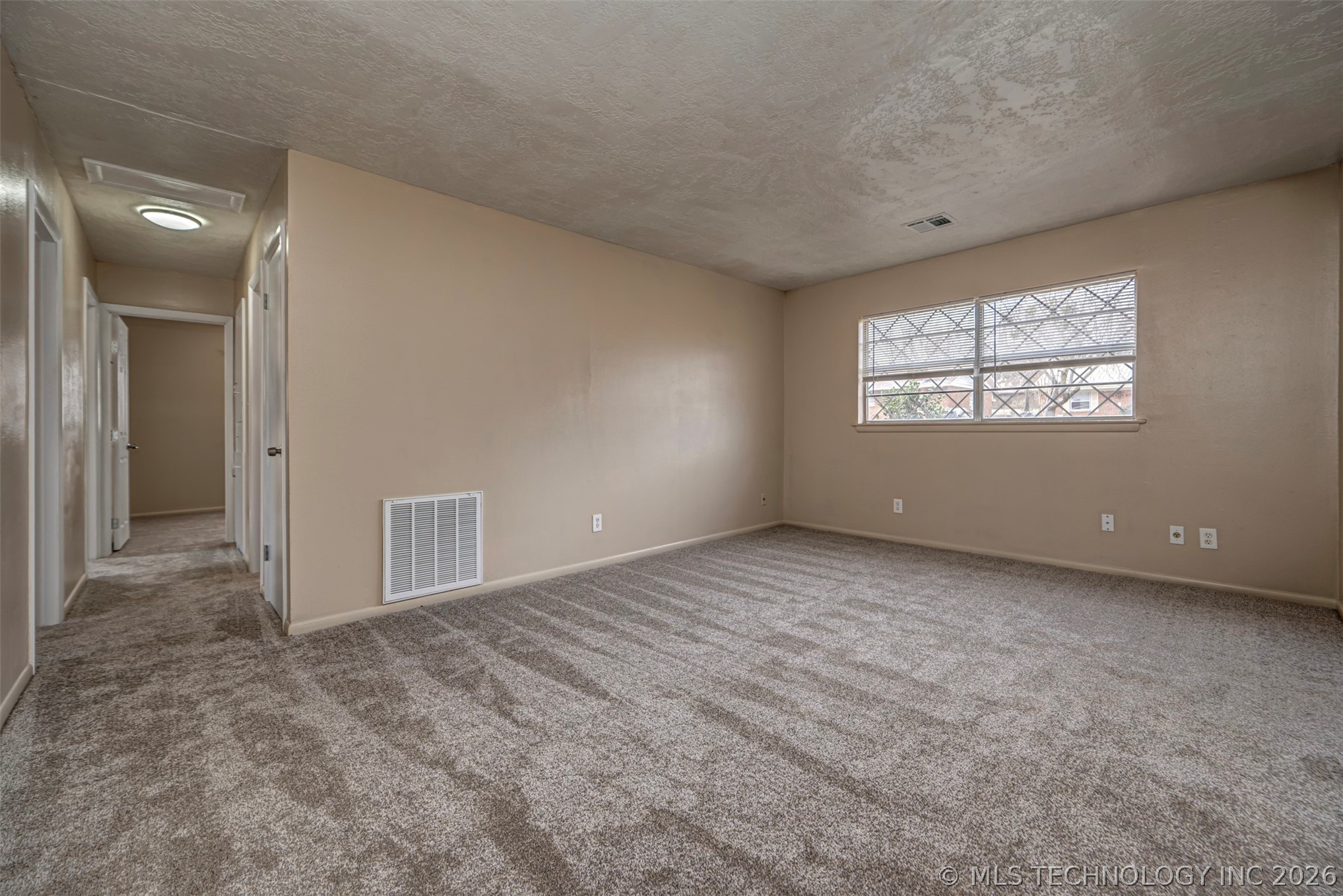 914 N Linda Property Photo 13