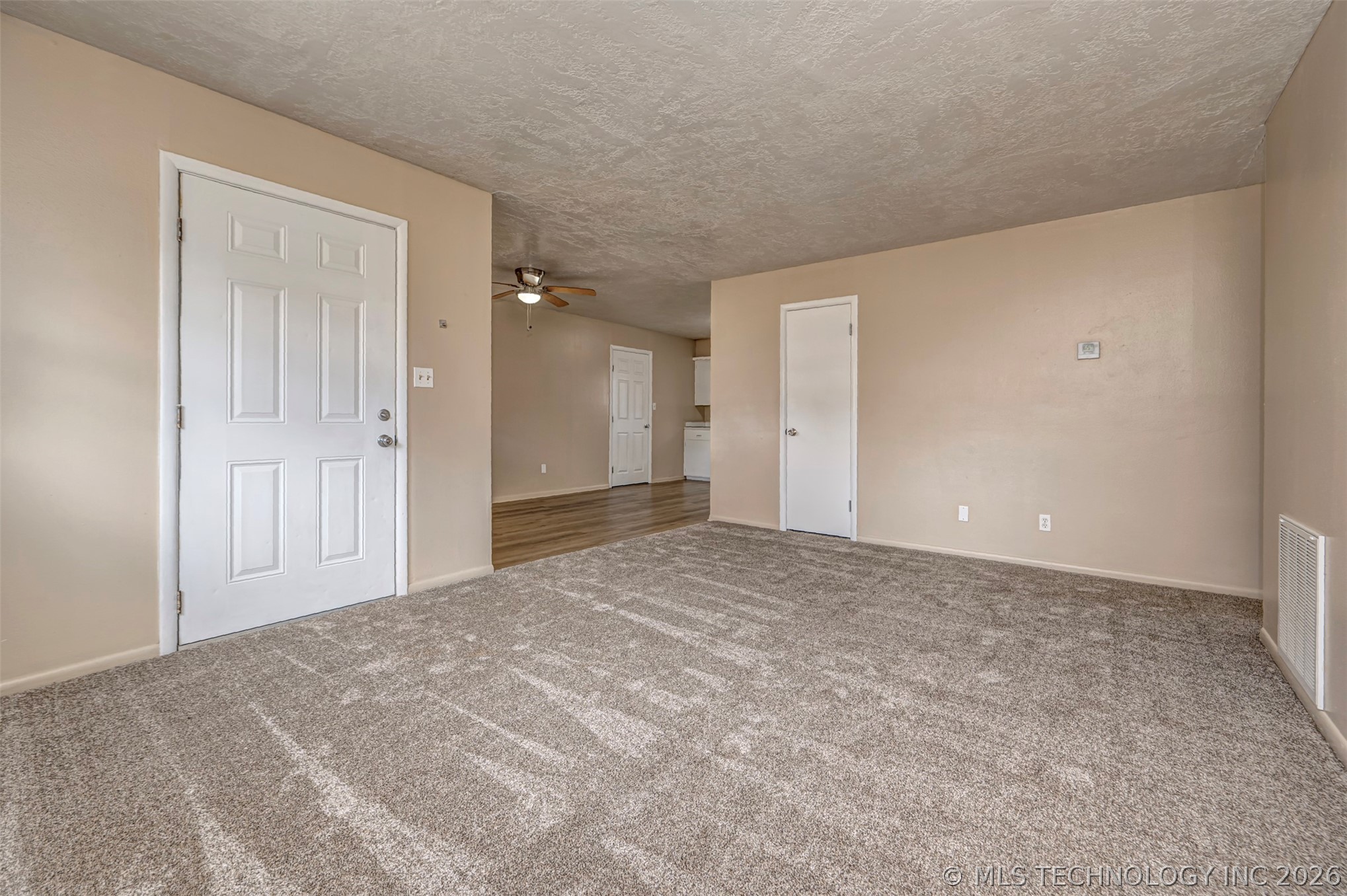 914 N Linda Property Photo 15