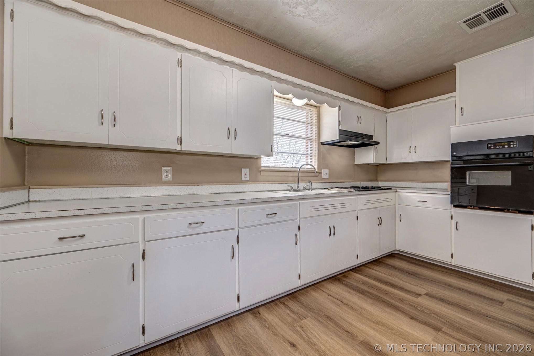 914 N Linda Property Photo 19