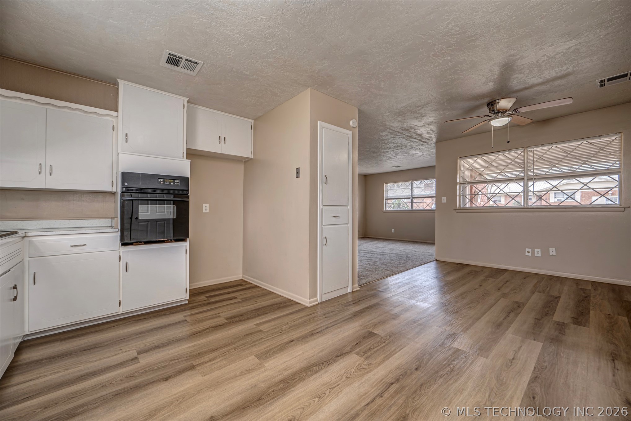 914 N Linda Property Photo 21