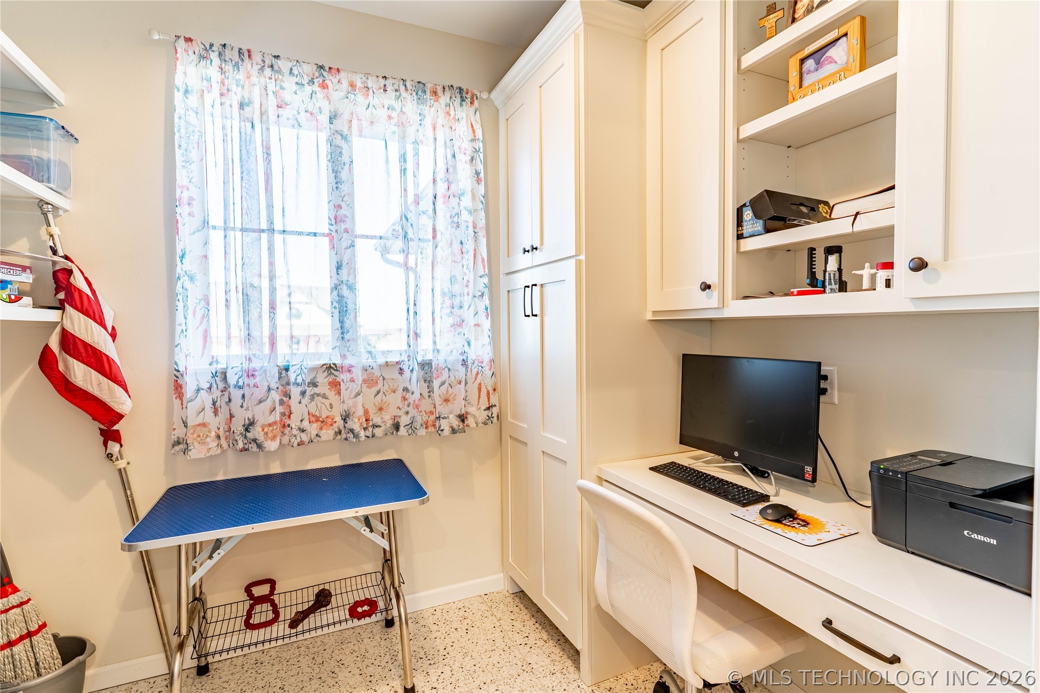 1506 University Circle Property Photo 9