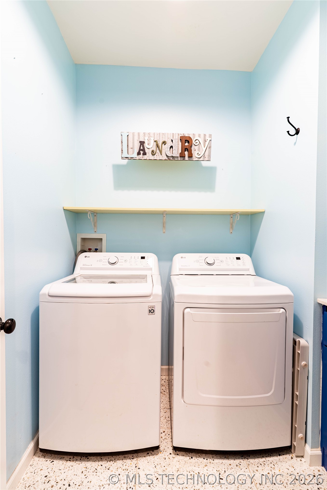 1506 University Circle Property Photo 18