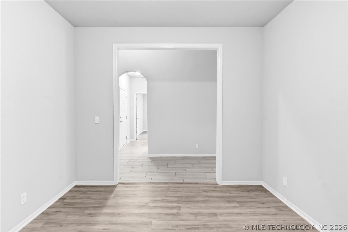 14751 S Urbana Avenue Property Photo 12