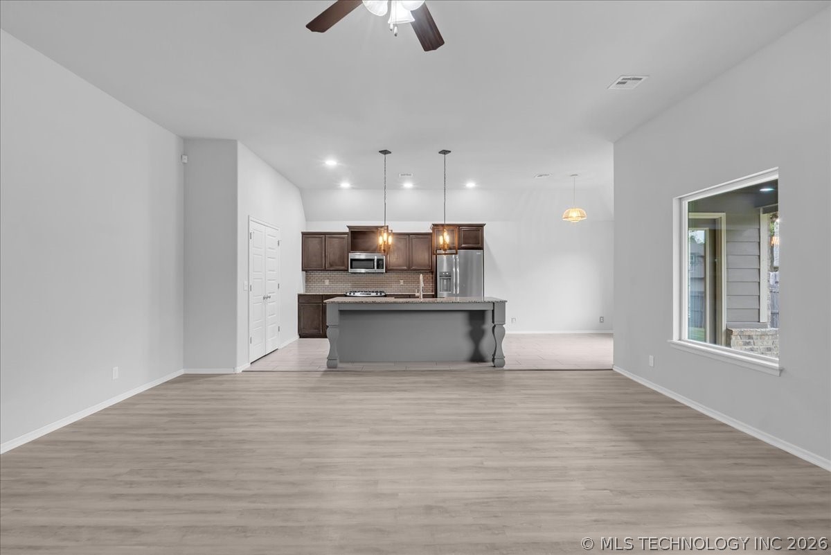 14751 S Urbana Avenue Property Photo 21