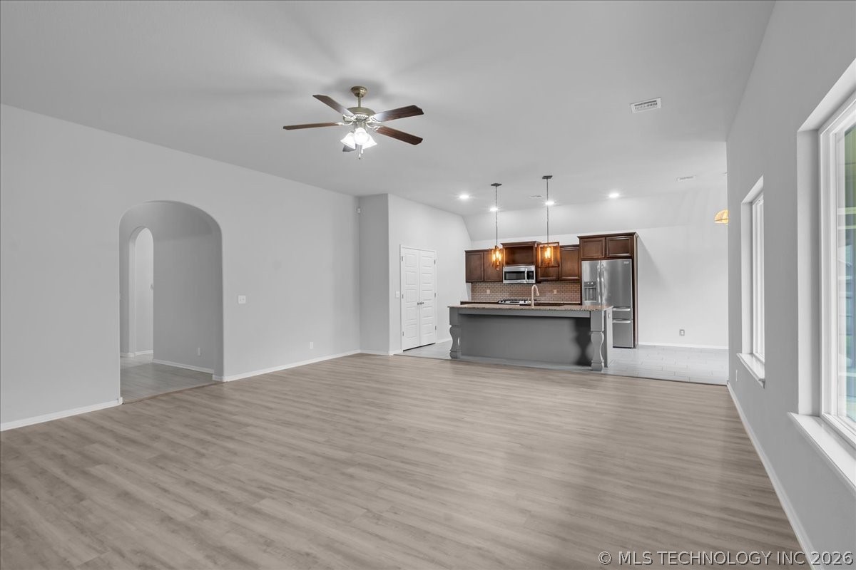 14751 S Urbana Avenue Property Photo 25