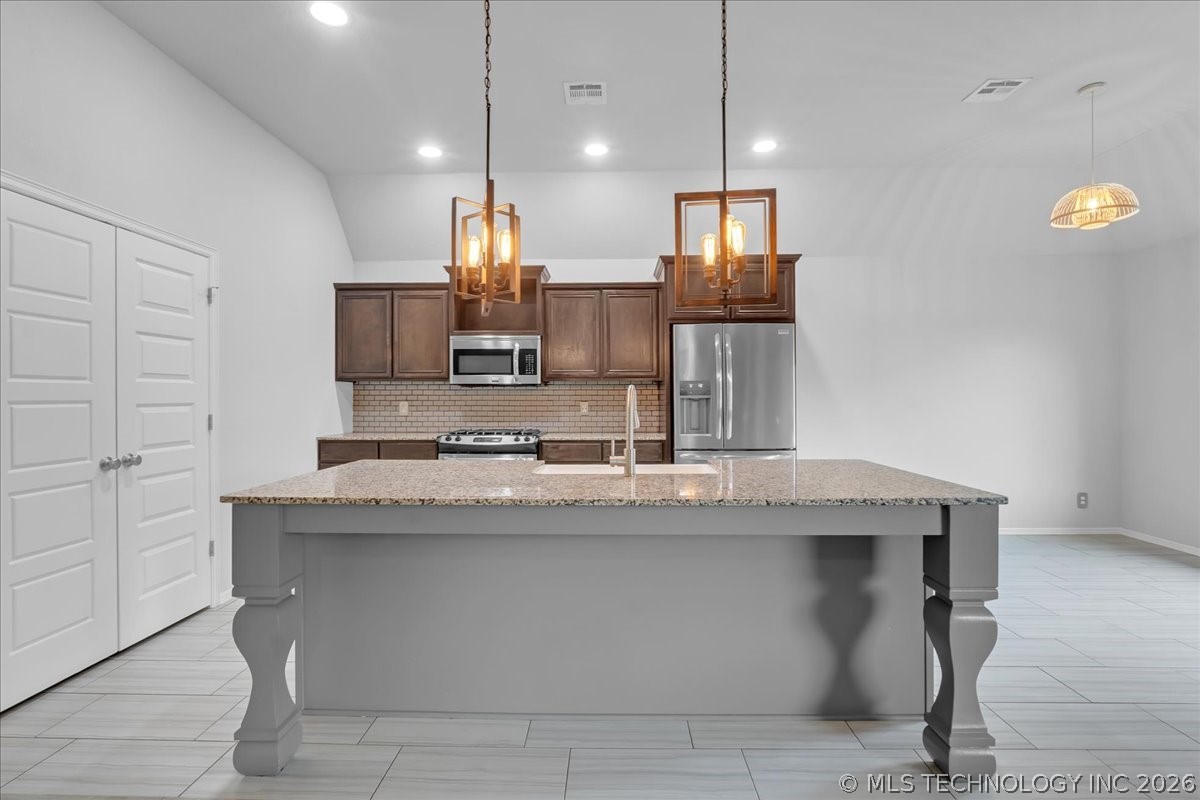 14751 S Urbana Avenue Property Photo 27