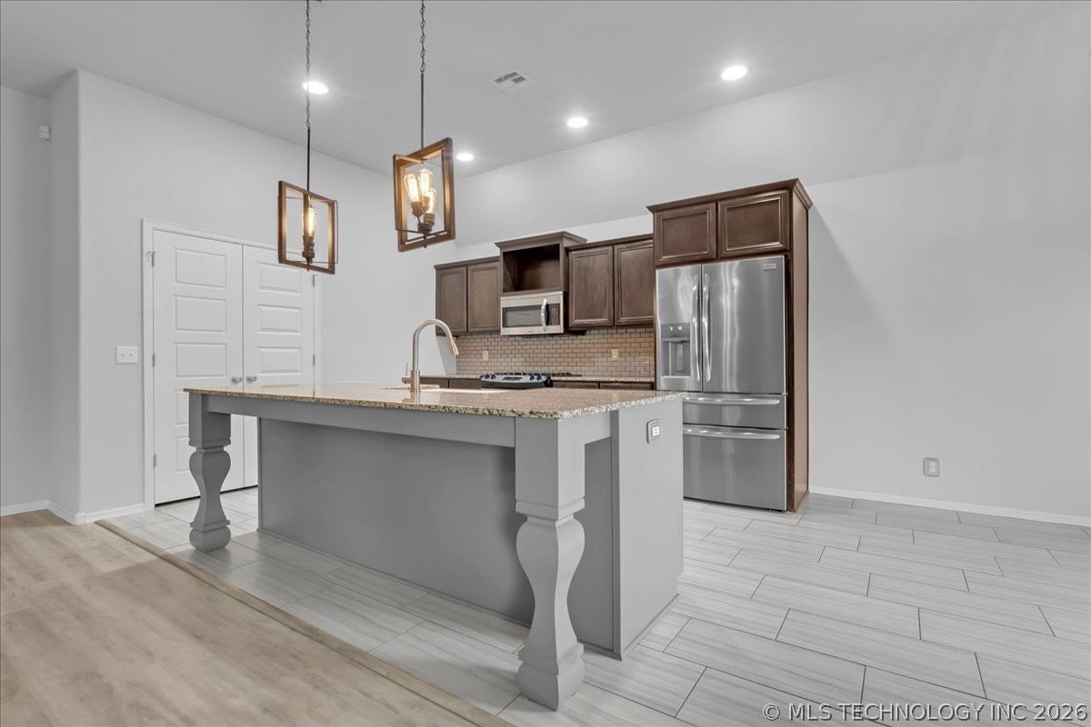 14751 S Urbana Avenue Property Photo 34