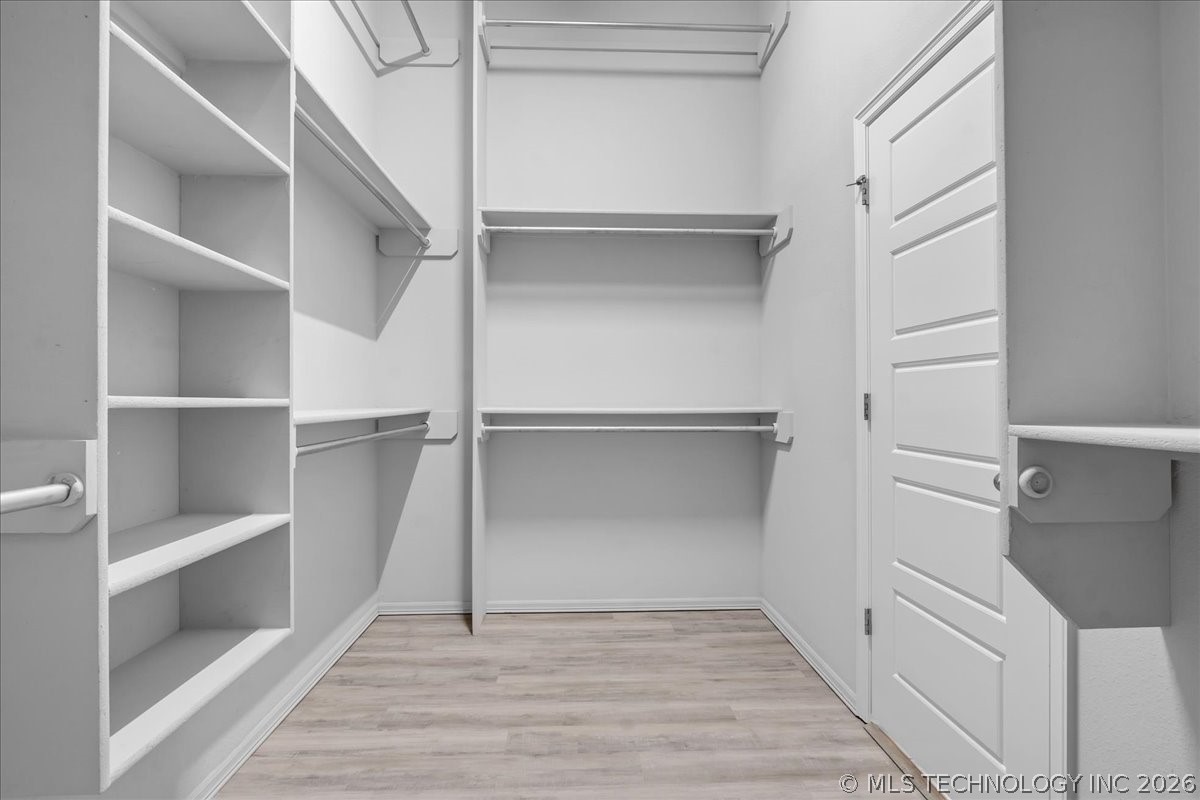 14751 S Urbana Avenue Property Photo 58