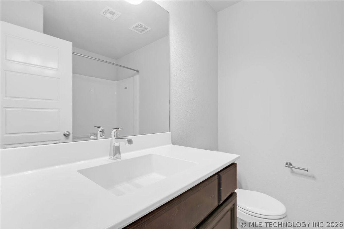 14751 S Urbana Avenue Property Photo 60