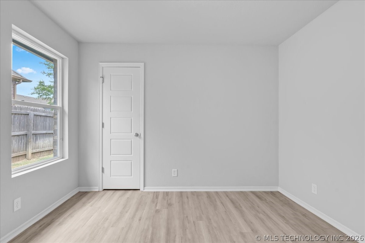 14751 S Urbana Avenue Property Photo 62