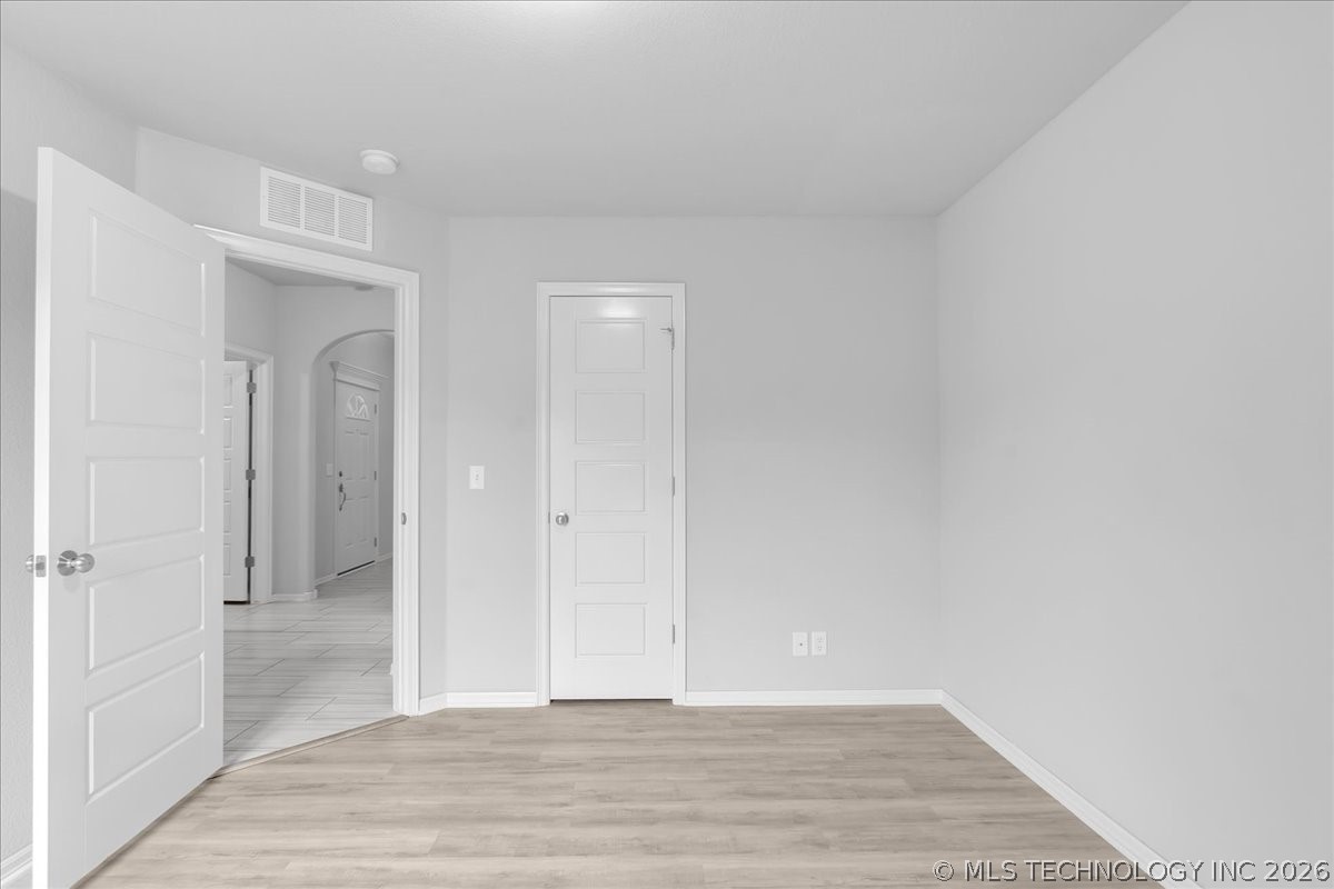 14751 S Urbana Avenue Property Photo 67