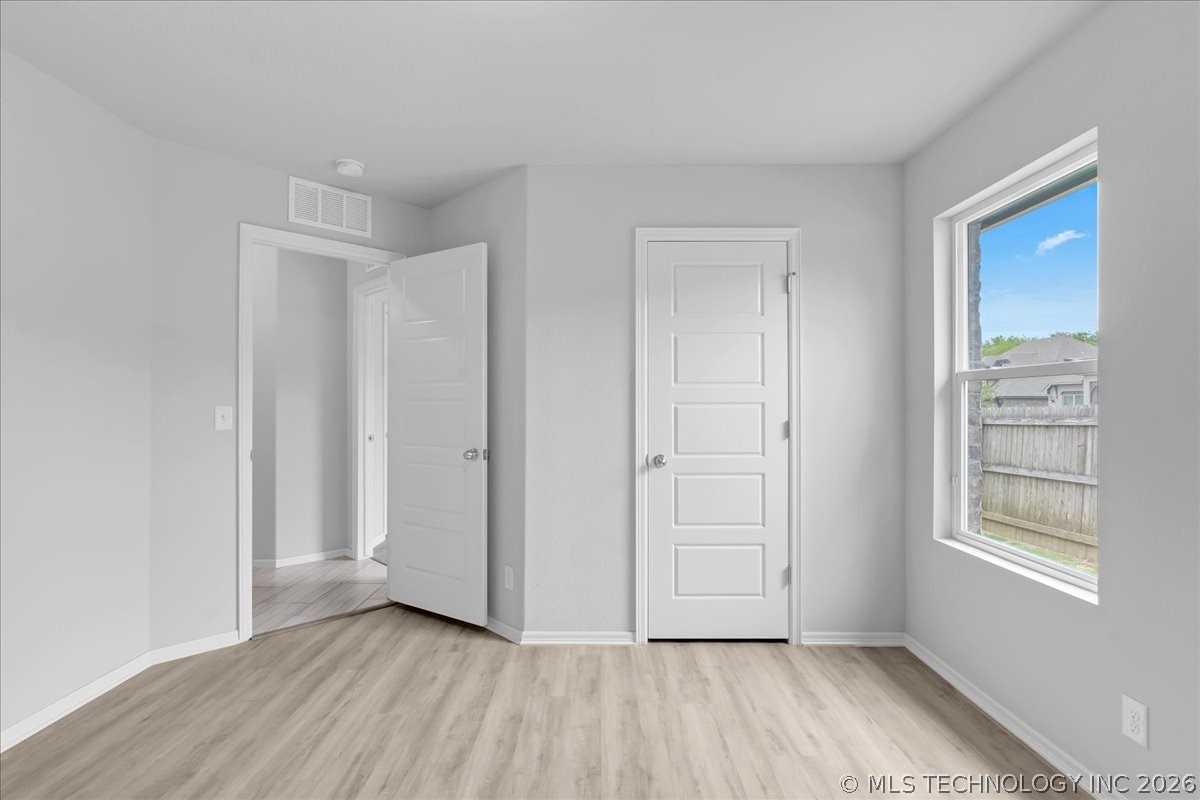 14751 S Urbana Avenue Property Photo 71