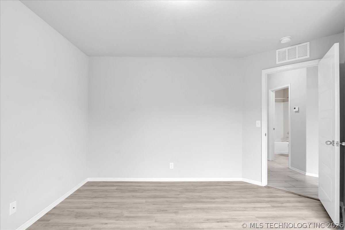 14751 S Urbana Avenue Property Photo 72