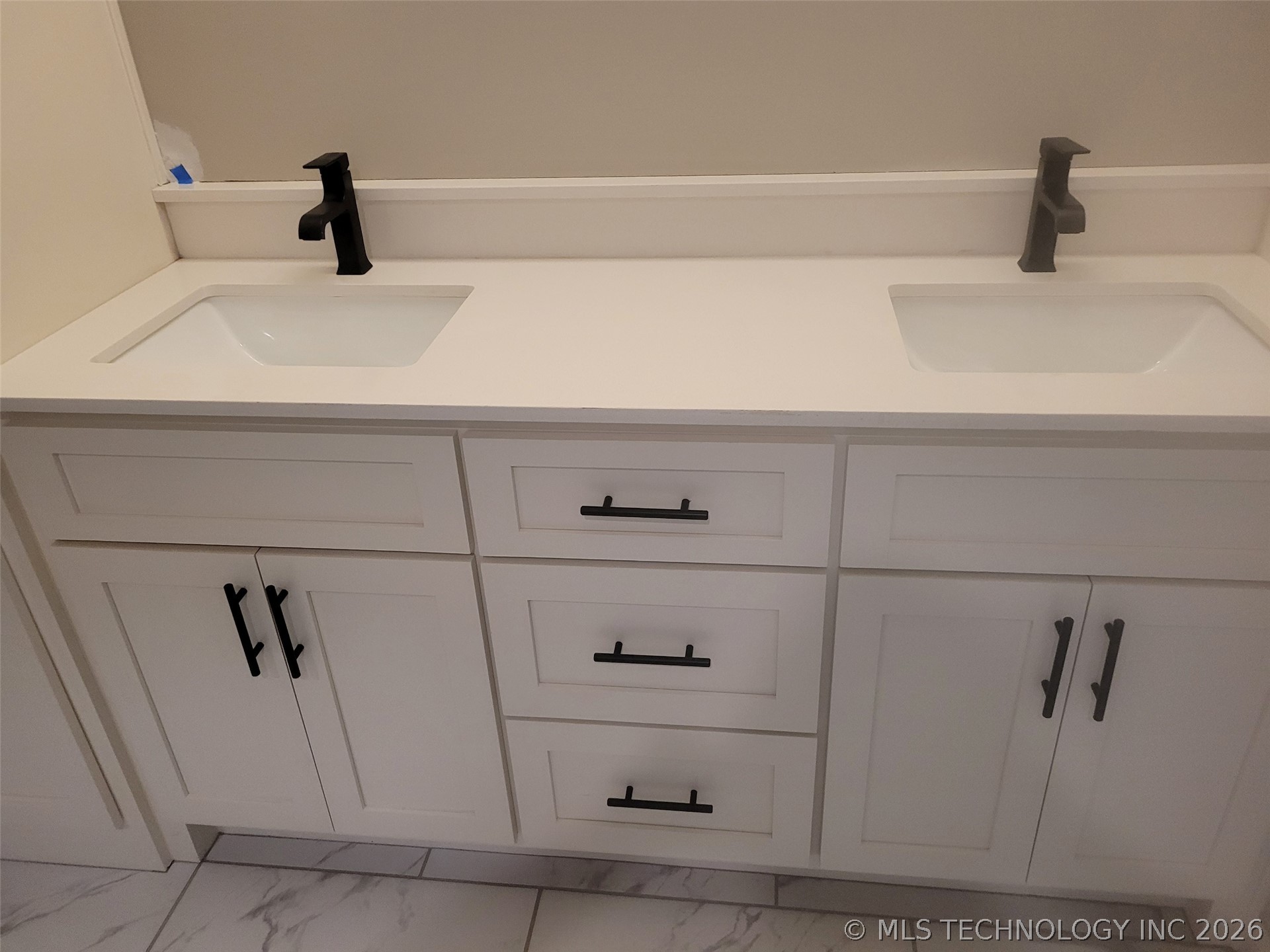 10413 E 132nd Street S Property Photo 9